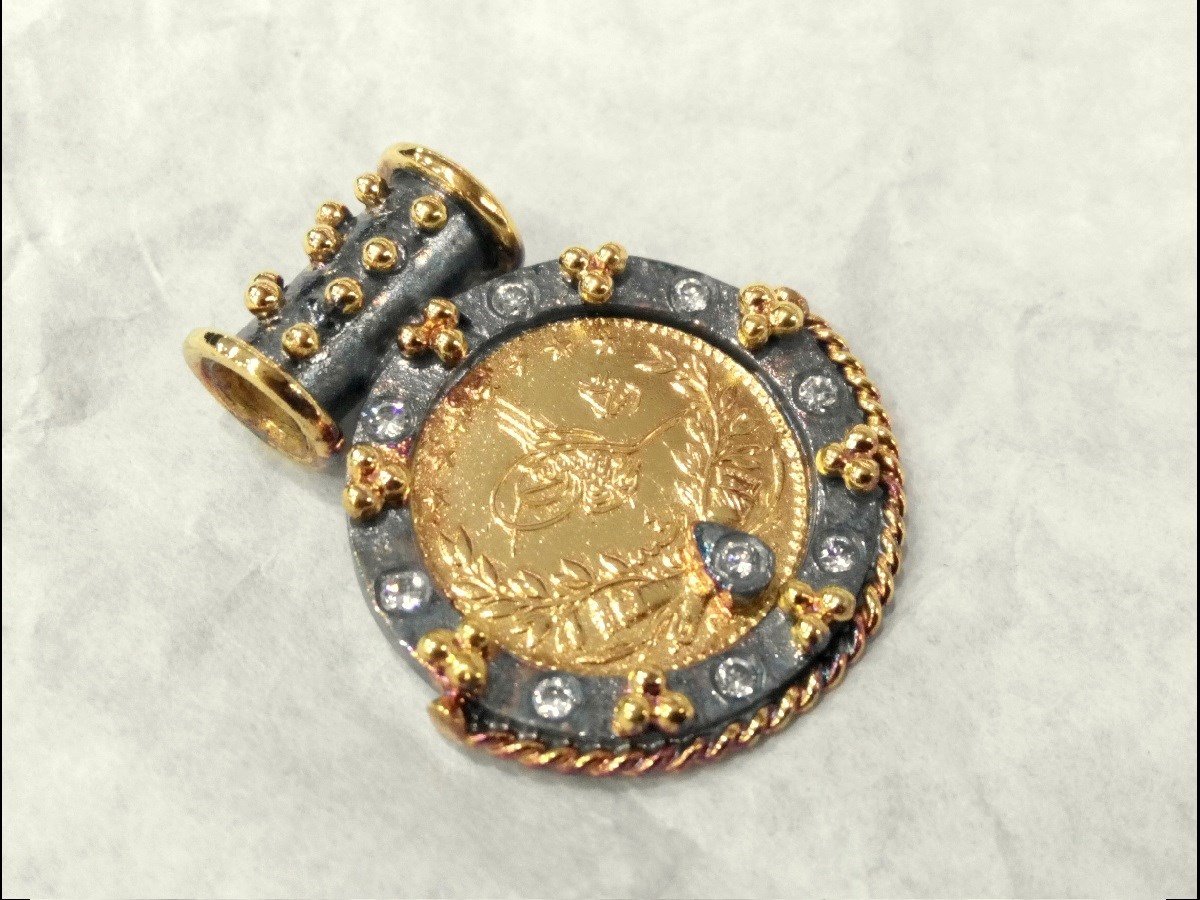 Reşat Tam Altın Özel El İşi Çerçeveli Kolye