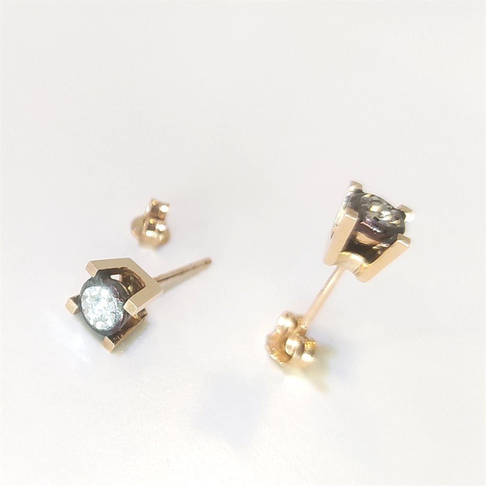 Elmas Tek Taş Küpe