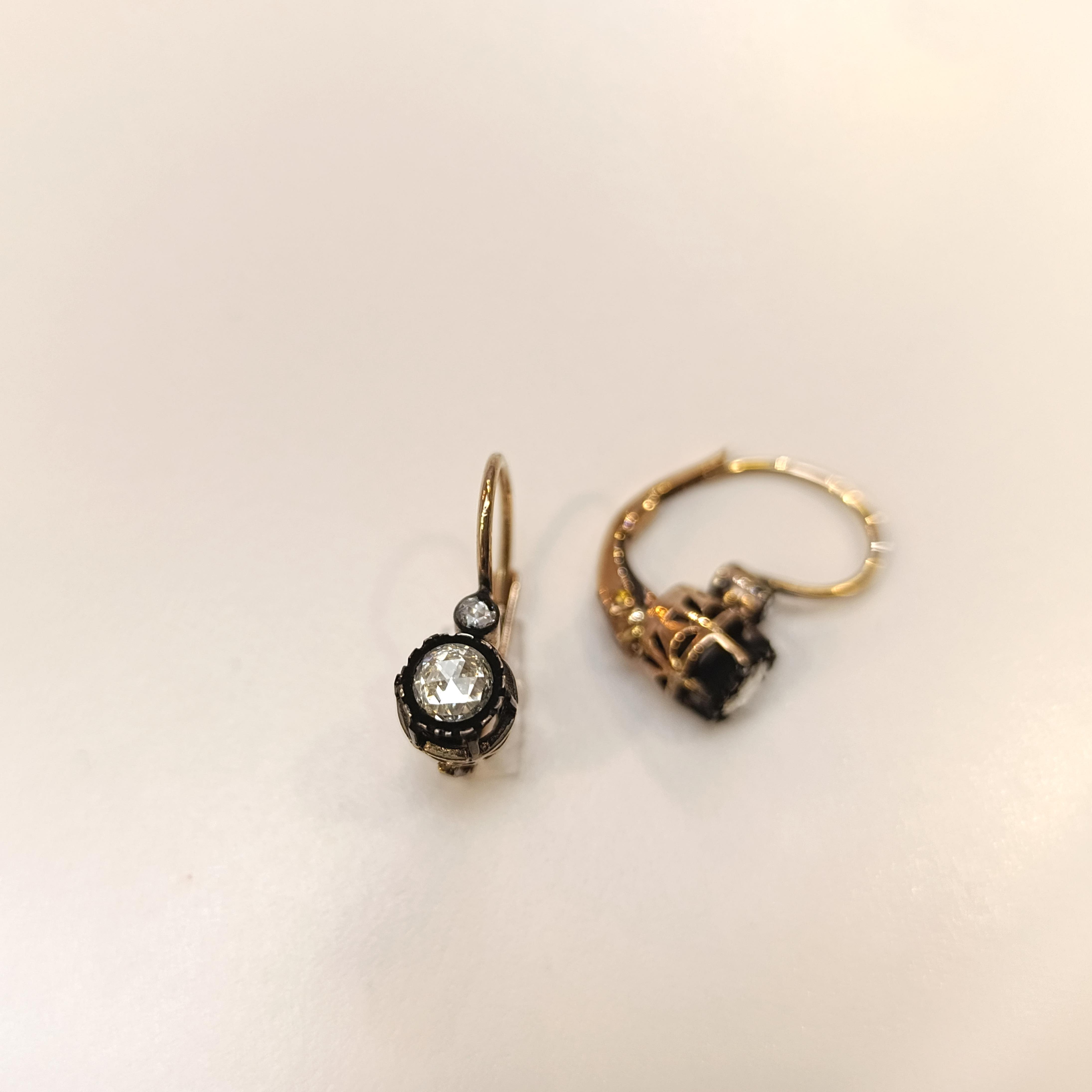 Elmas Tek Taş Küpe 8 Ayar Altın  HD VİDEOLU