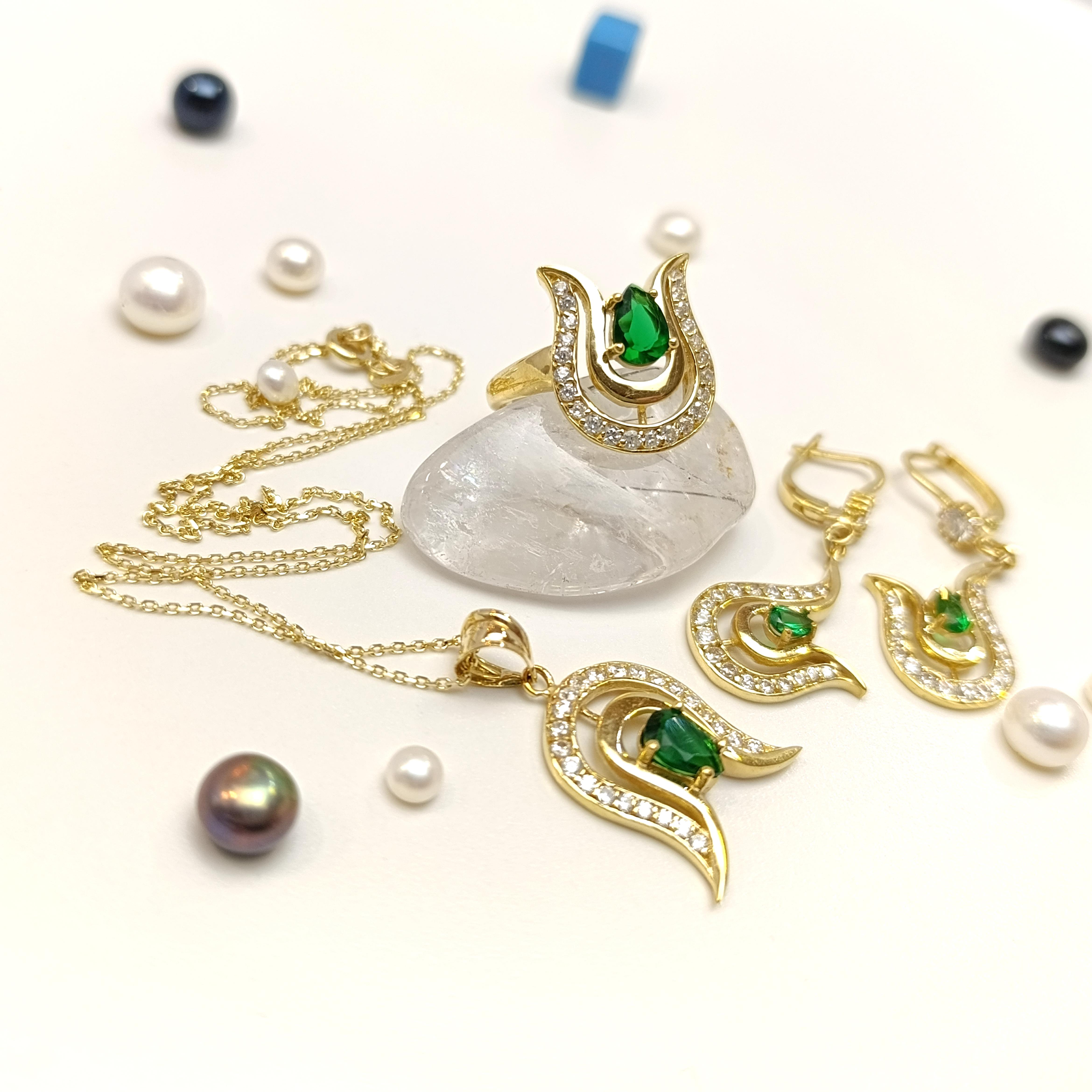 Yeşil Taşlı Lale Set Takım 14 Ayar Altın HD VİDEOLU