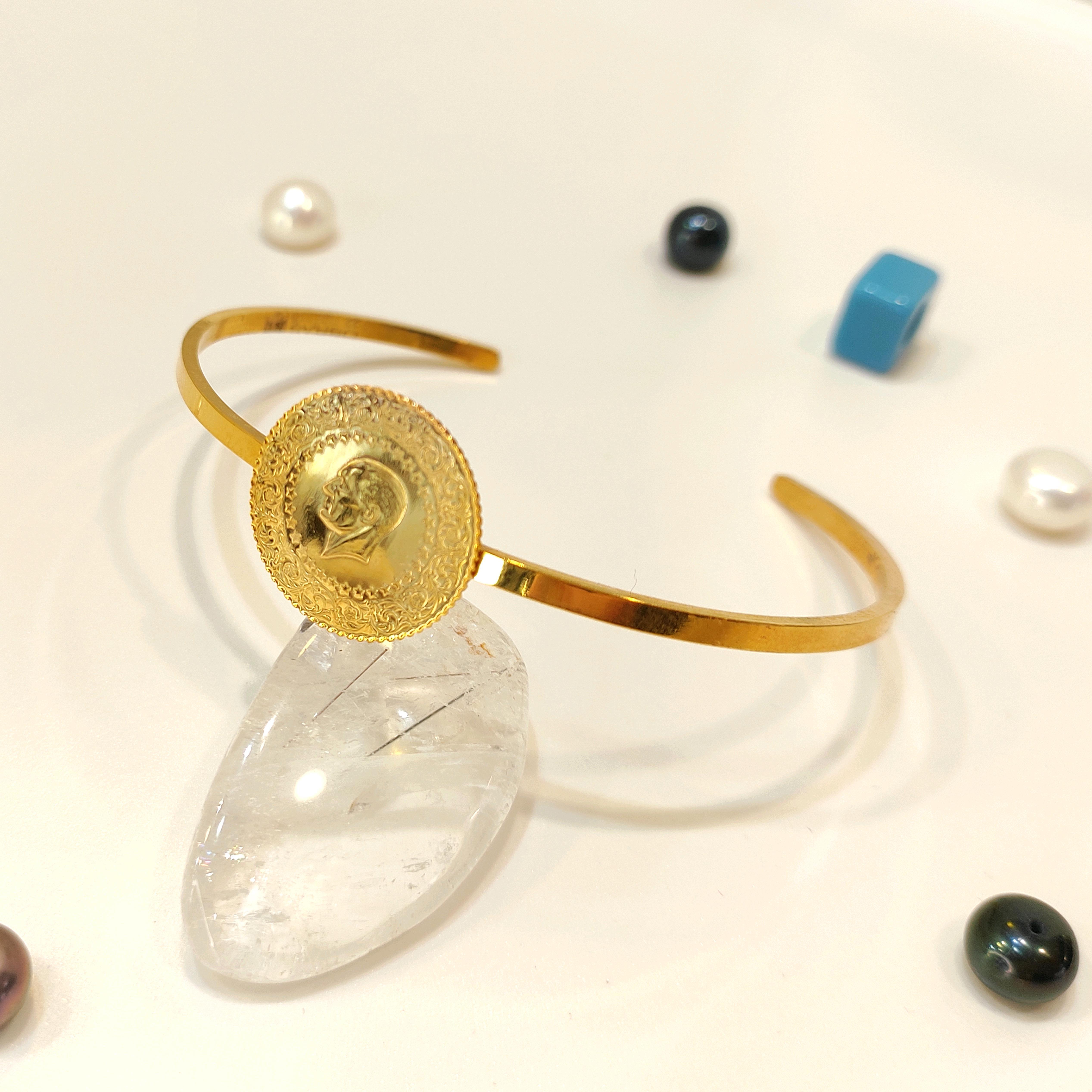 Modern Çeyrek Altınlı Kelepçe Bilezik 22 Ayar Altın HD VİDEOLU