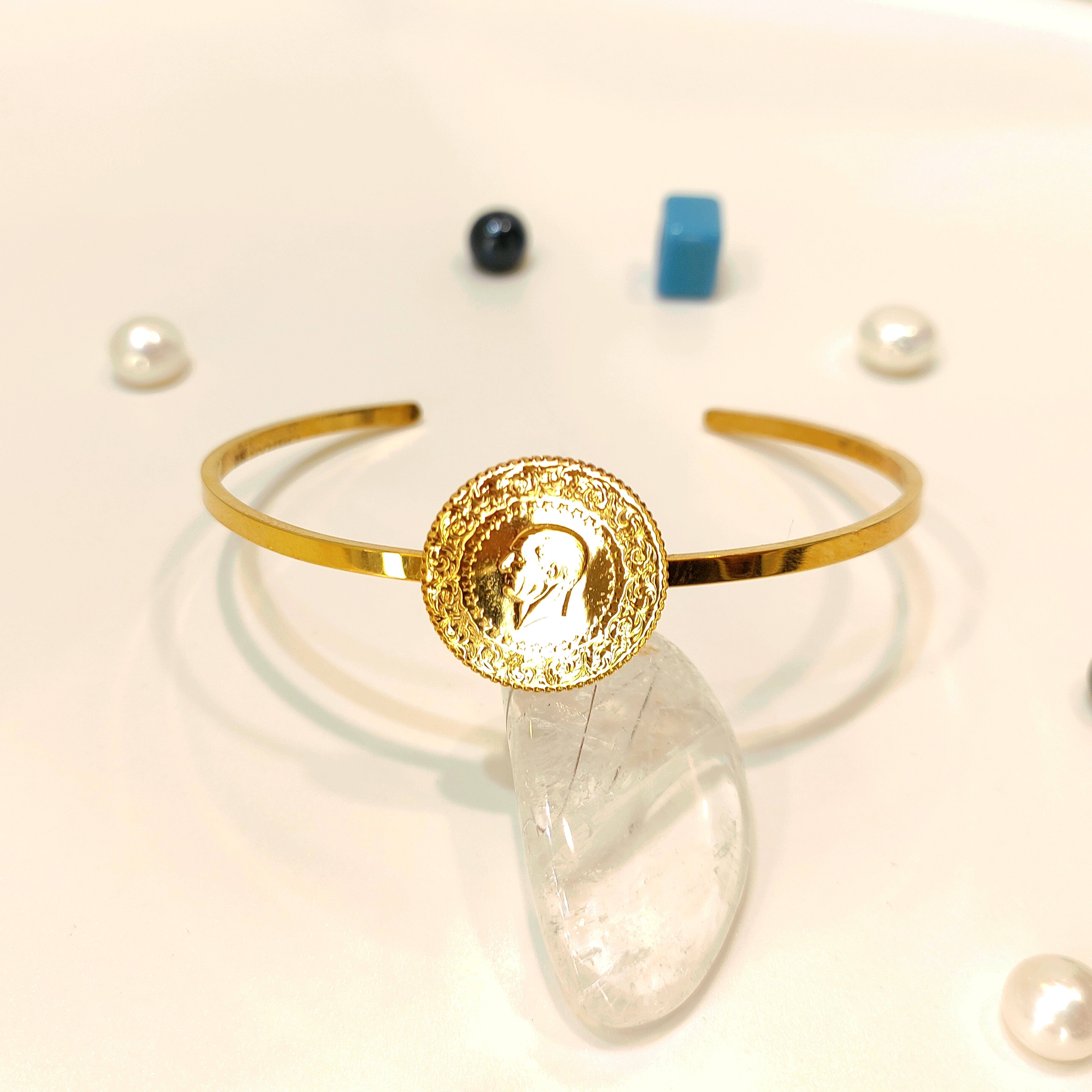 Modern Çeyrek Altınlı Kelepçe Bilezik 22 Ayar Altın HD VİDEOLU