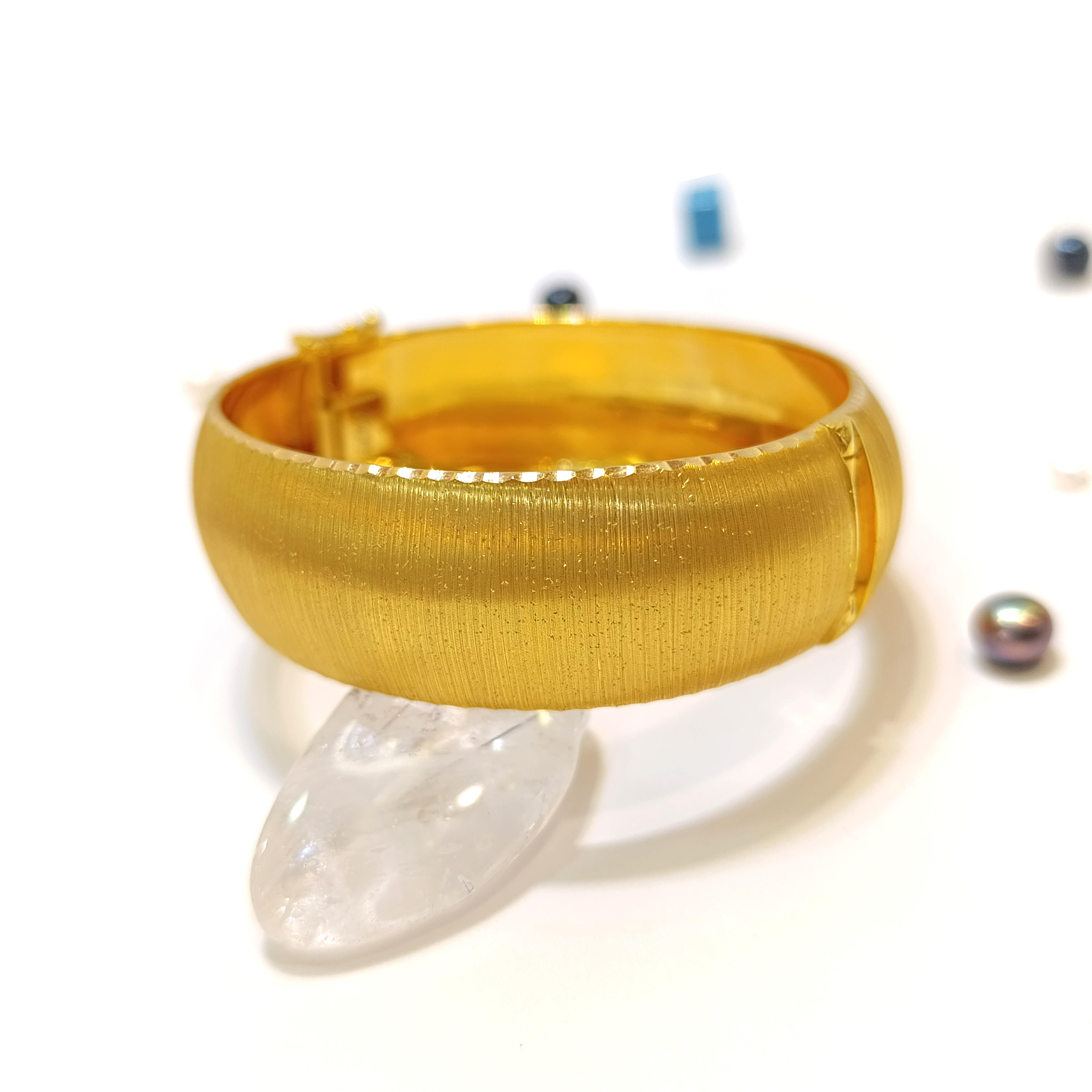 Zımparalı Kelepçe Bileklik 22 Ayar Altın HD VİDEOLU