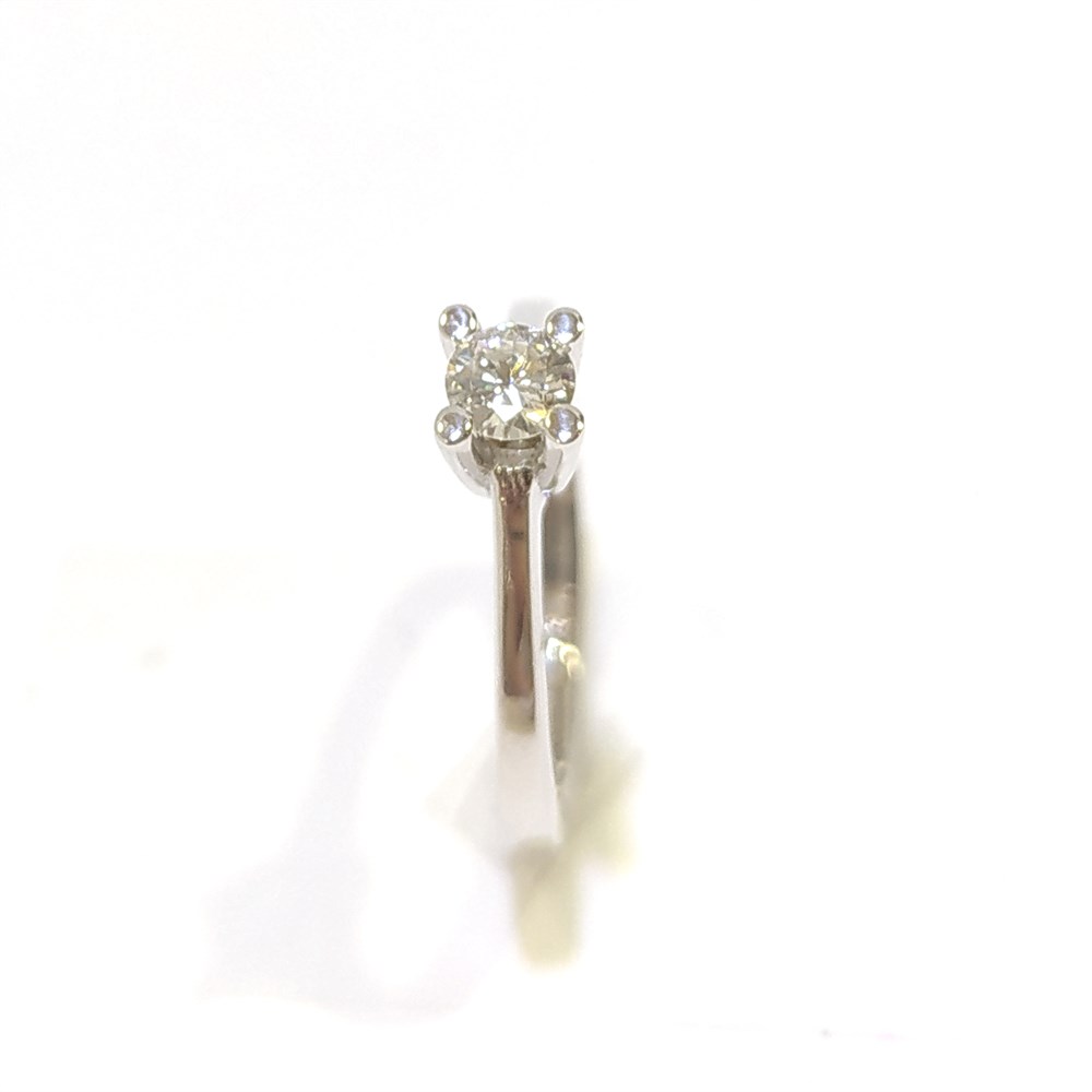 0.22ct H SI Pırlanta Tek TAş Yüzük 18 Ayar Altın