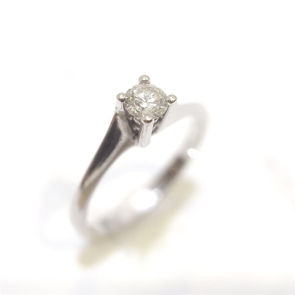 0.23ct H VS1 Pırlanta Tek TAş Yüzük 18 Ayar Altın