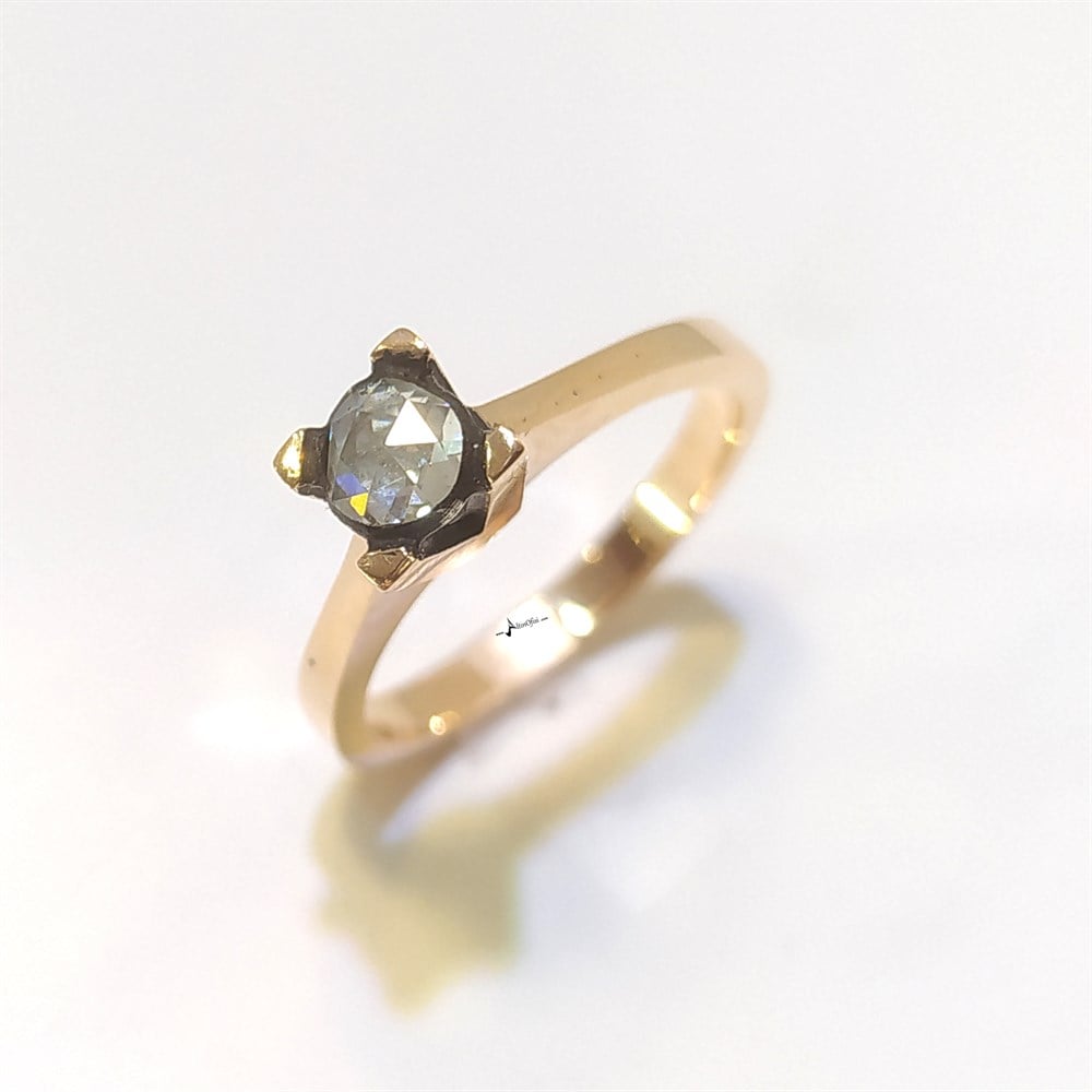 0.18ct Elmas Tek Taş Yüzük 8K Altın