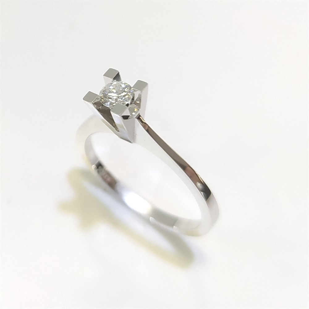 0.22ct H-G Color Pırlanta Tek TAş Yüzük 14 Ayar Altın