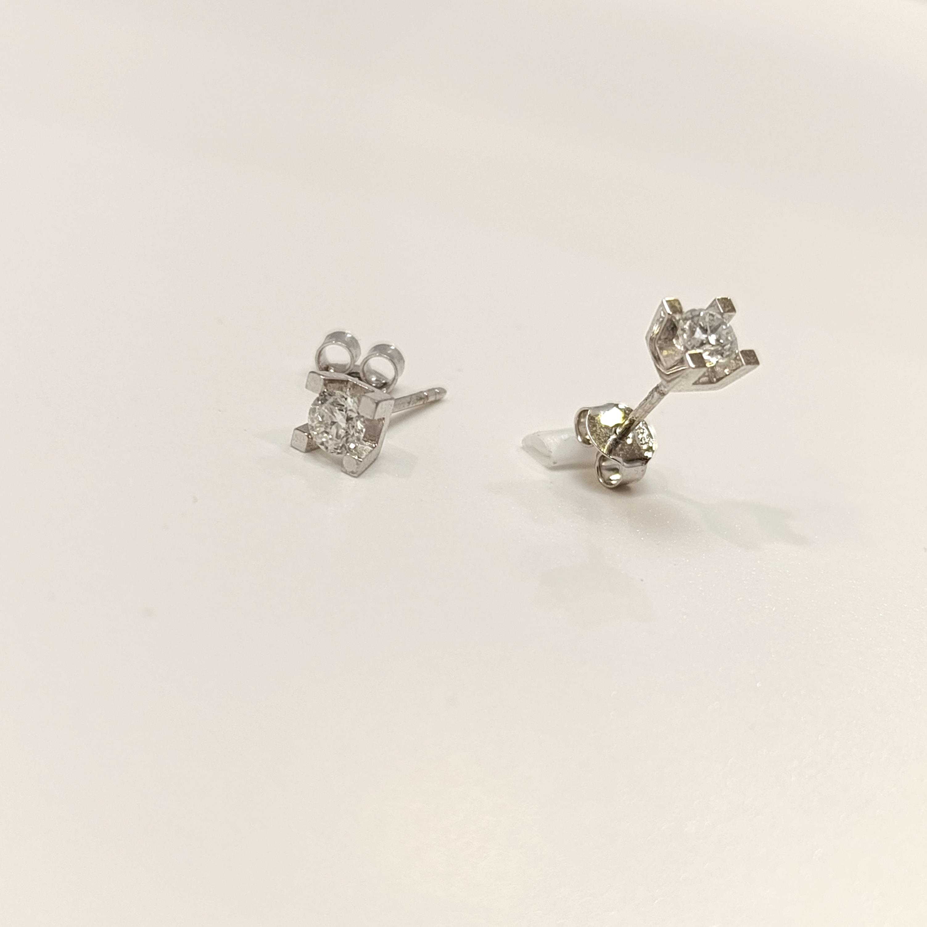 Pırlanta Tek Taş Küpe 14 Ayar Altın HD VİDEOLU