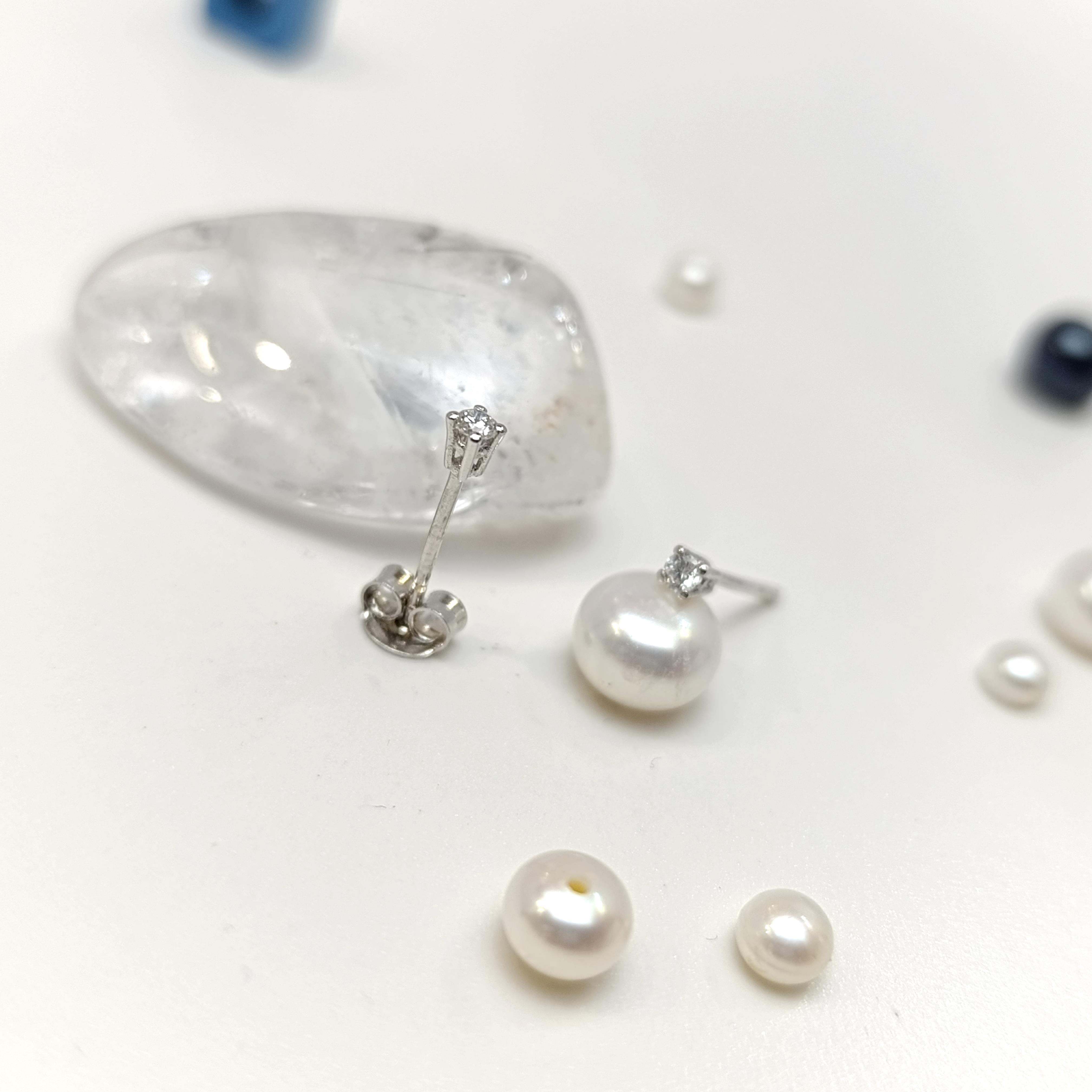 Pırlanta Tek Taş Küpe 14 Ayar Altın HD VİDEOLU