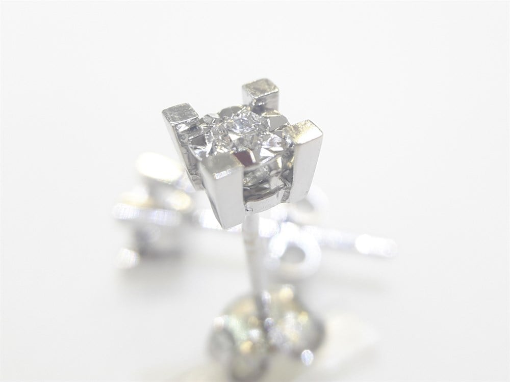 Pırlanta Tektaş Küpe 0,10ct G SI 8 Ayar Altın