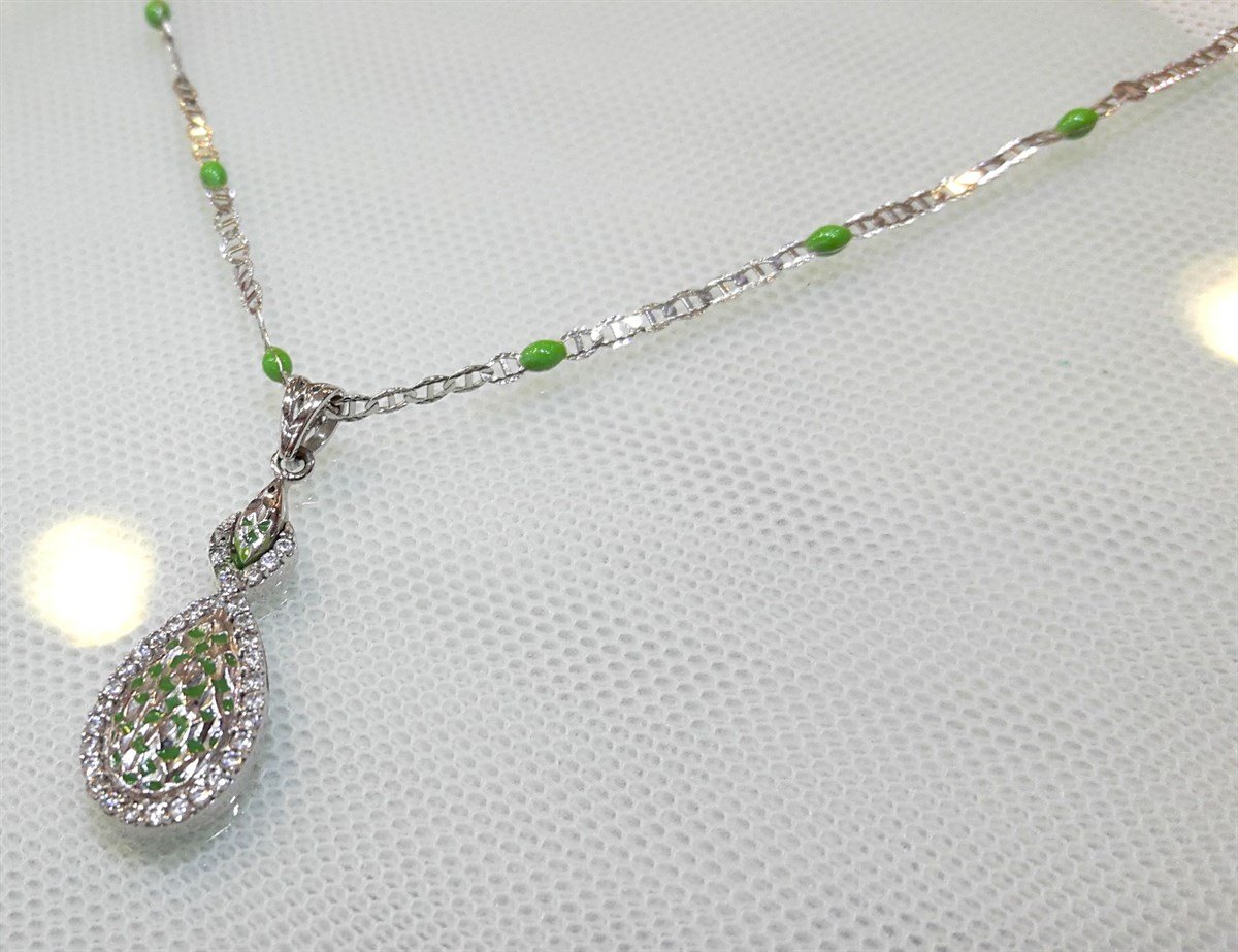 Yeşil Mineli Damla Kolye 14 Ayar Altın