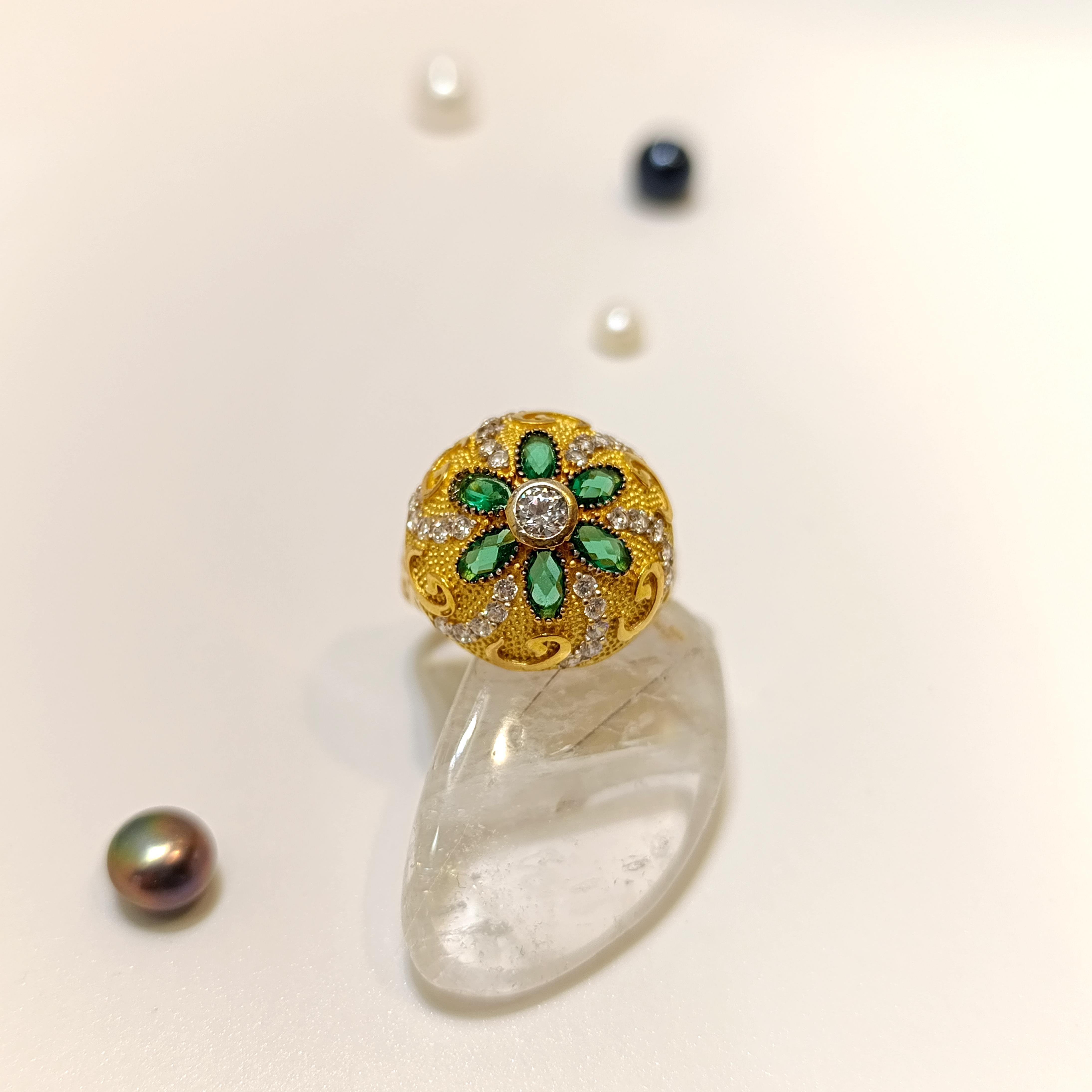 Yeşil Taşlı Yüzük 22 Ayar Altın HD VİDEOLU