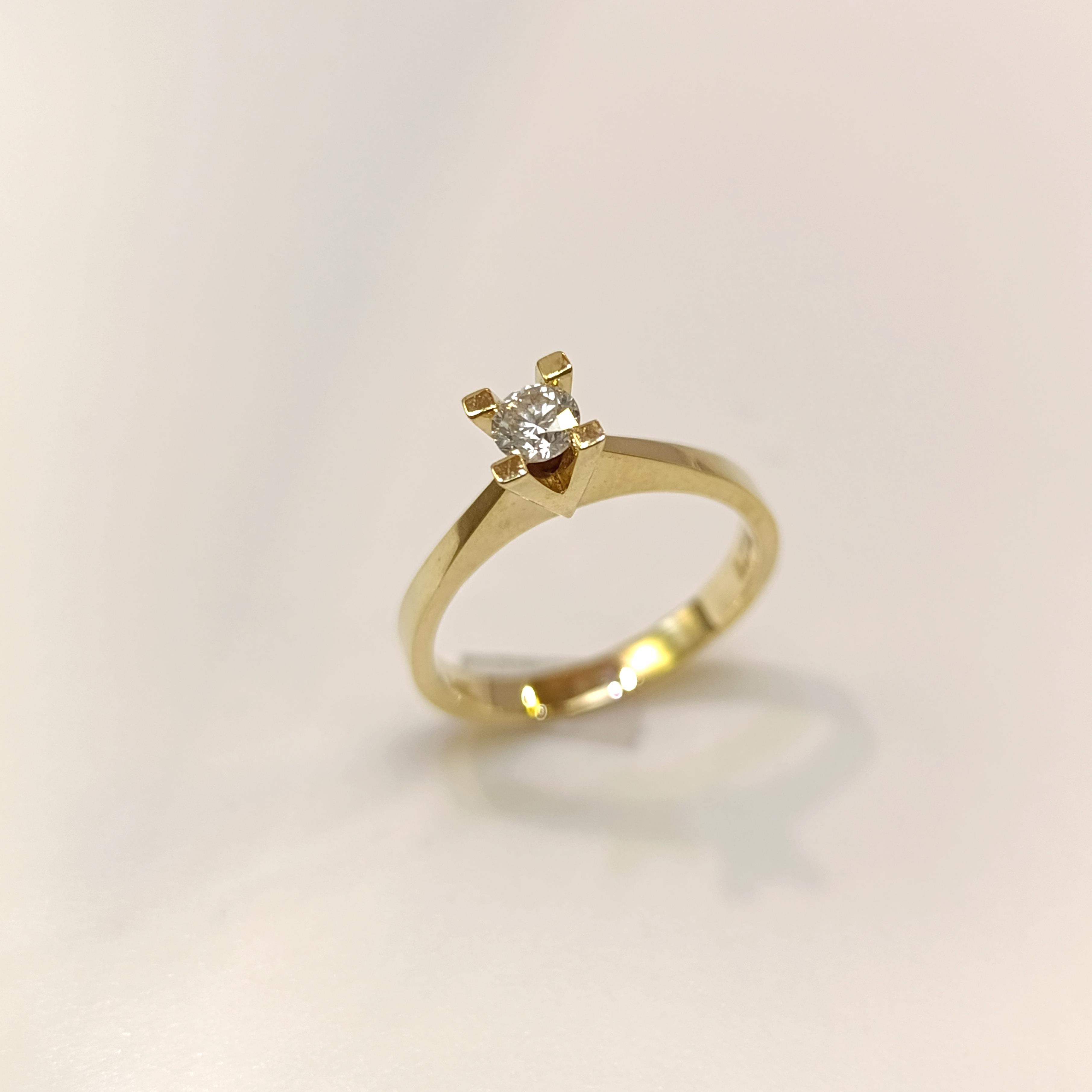 0.27ct Tek Taş Pırlanta Yüzük 14 Ayar Altın HD VİDEOLU