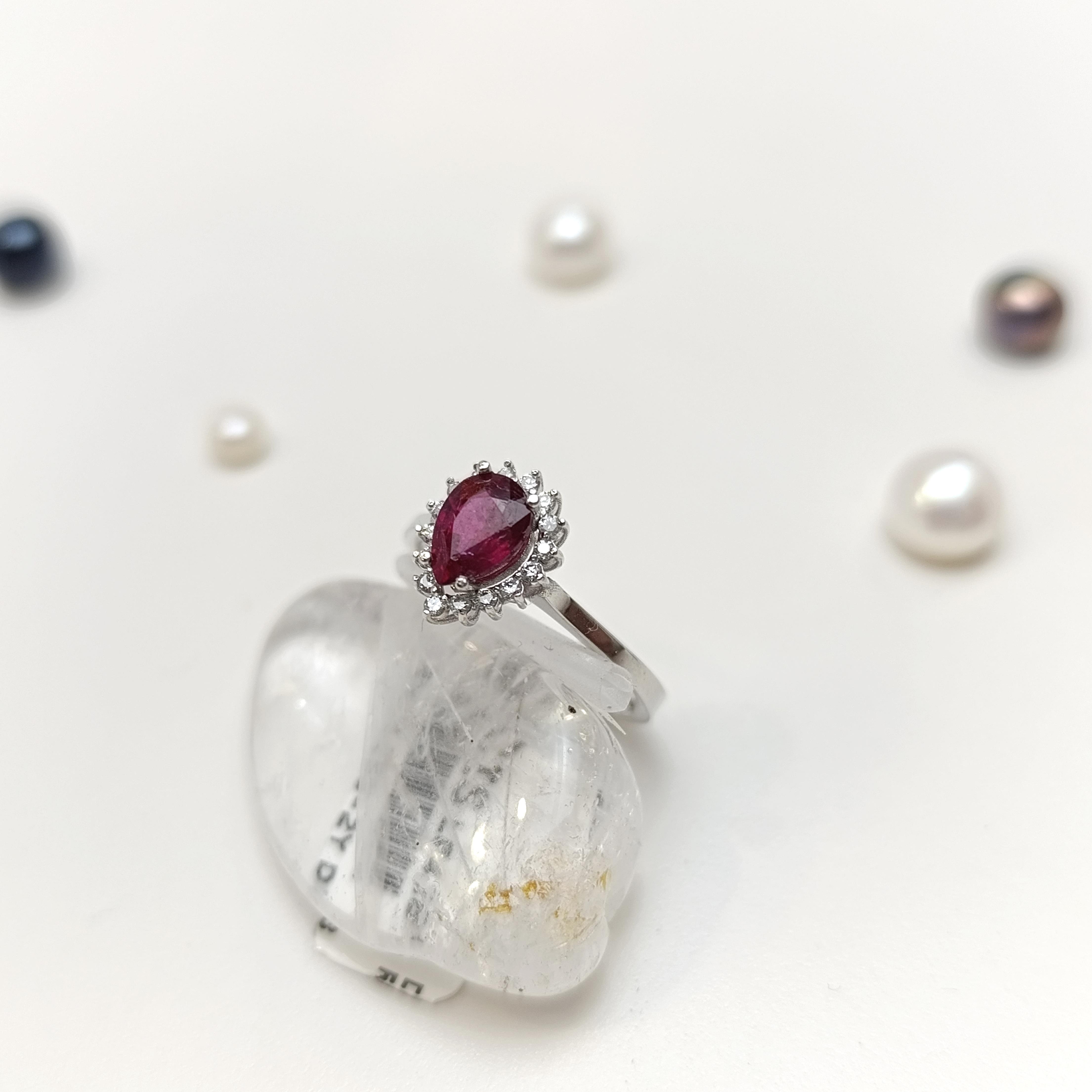 1,01ct Yakut Pırlanta Damla Taşlı  Yüzük 14 Ayar Altın HD VİDEOLU