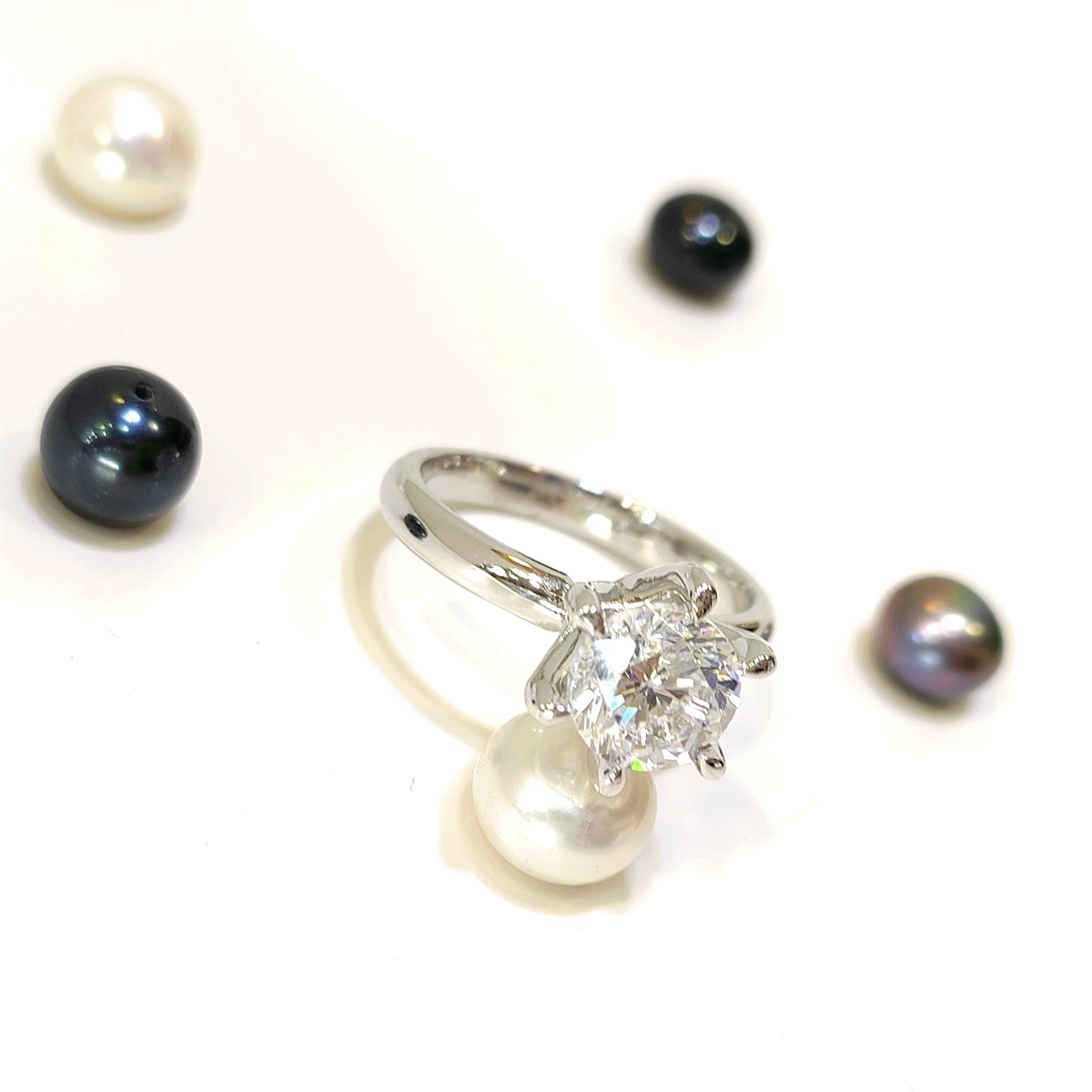 Altı Tırnaklı Tek Taş Yüzük 14 Ayar Altın HD VİDEOLU