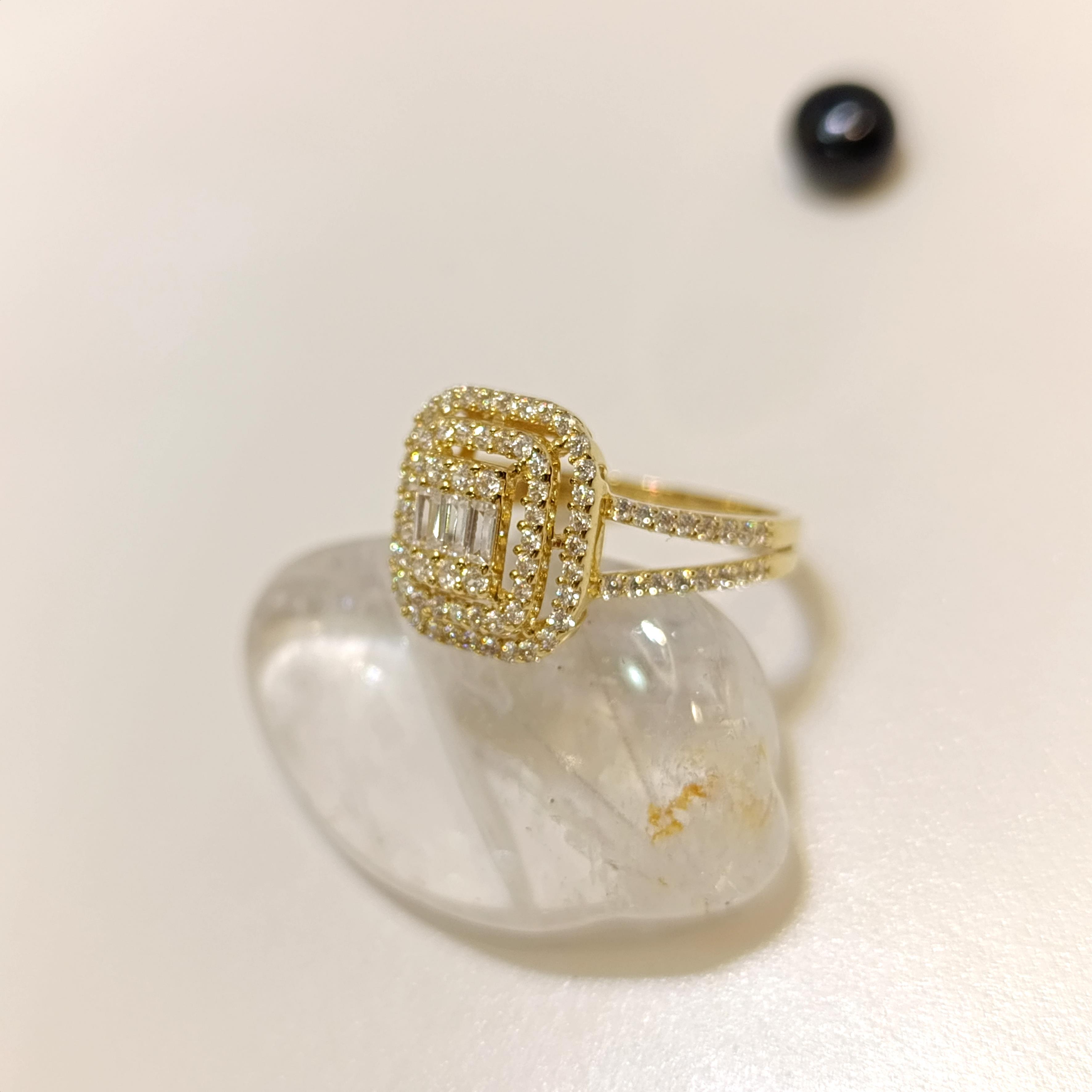 Baget Taşlı Yüzük 14 Ayar Altın HD VİDEOLU