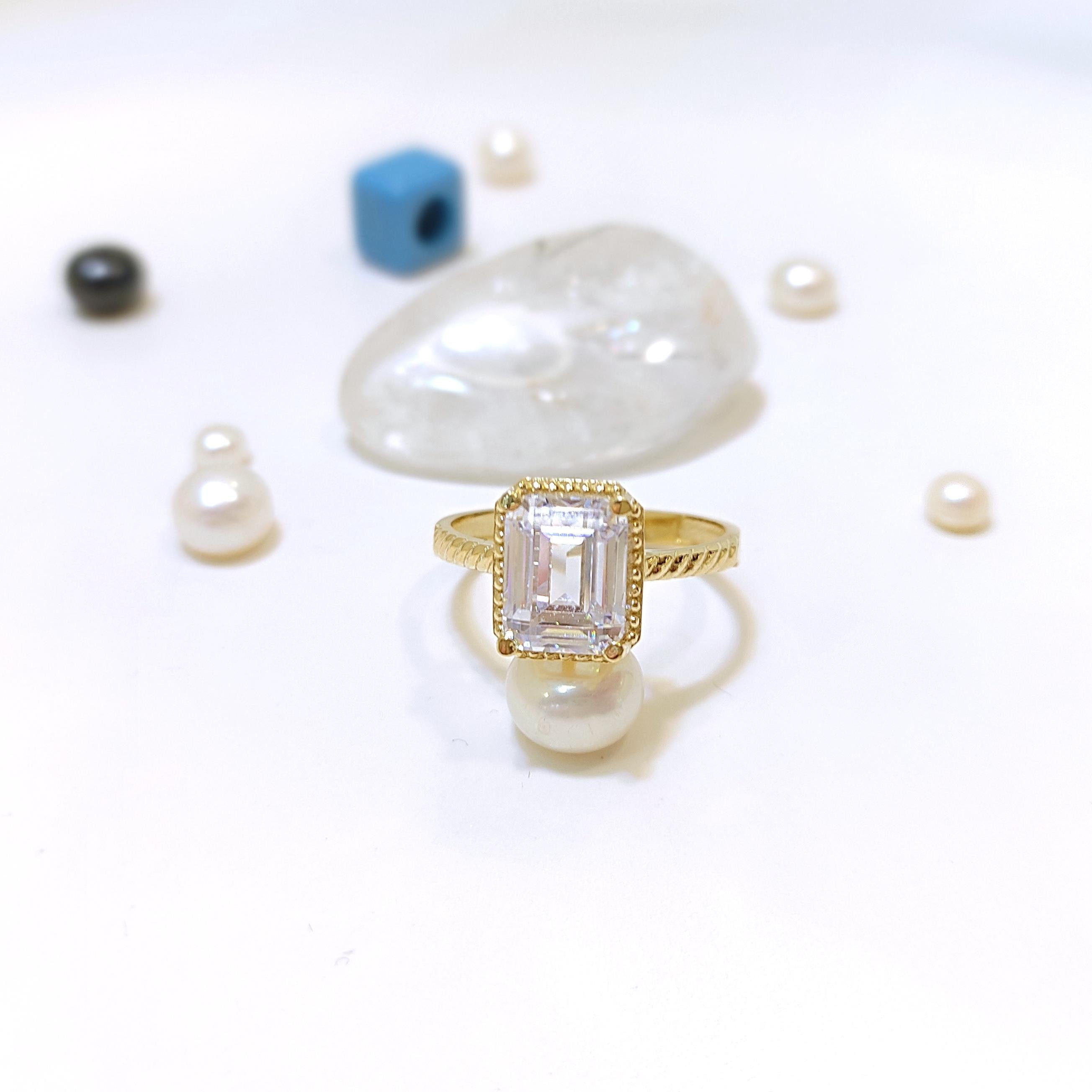 Baget Taşlı Yüzük 14 Ayar Altın HD VİDEOLU