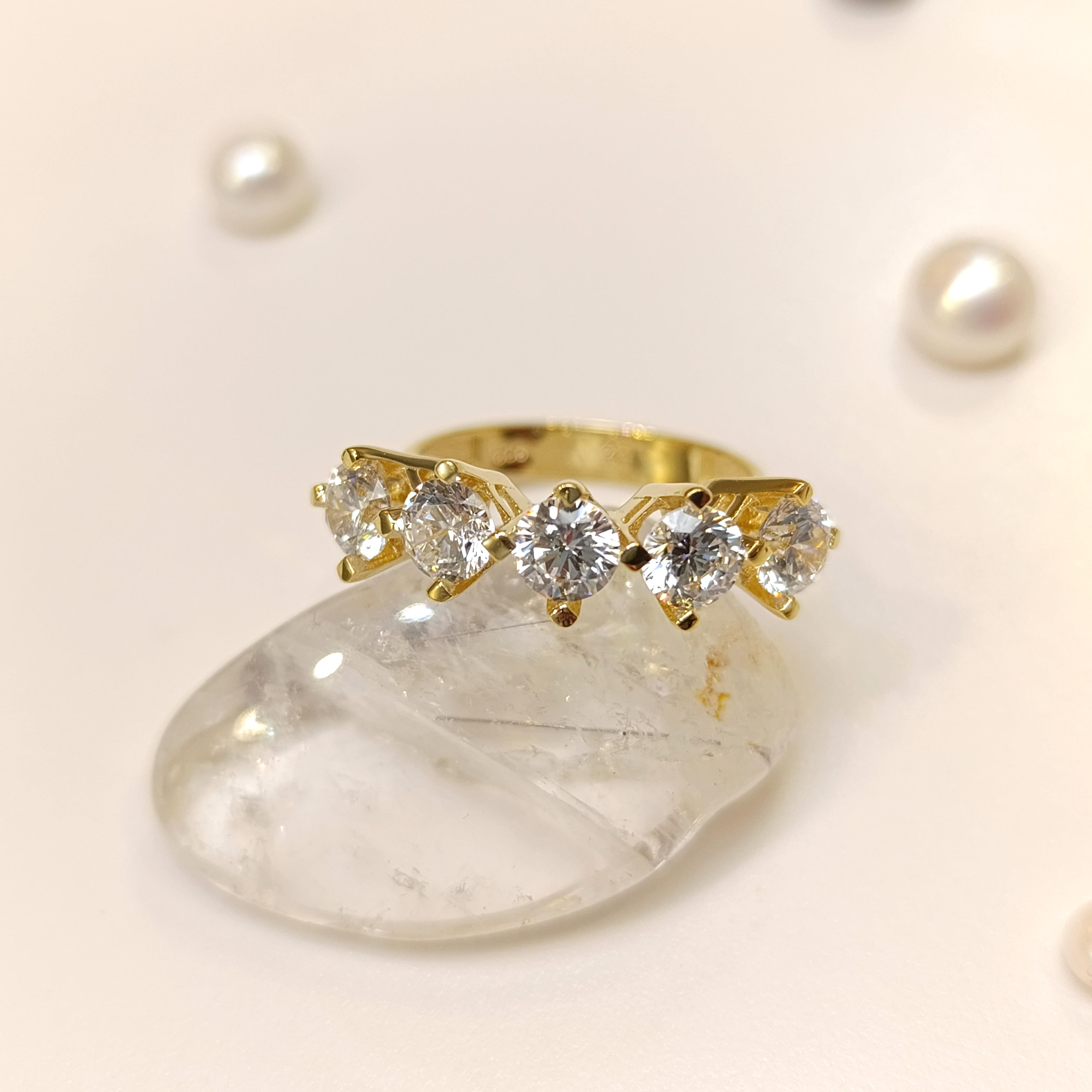 Beş Taş Yüzük 14 Ayar Altın HD VİDEOLU