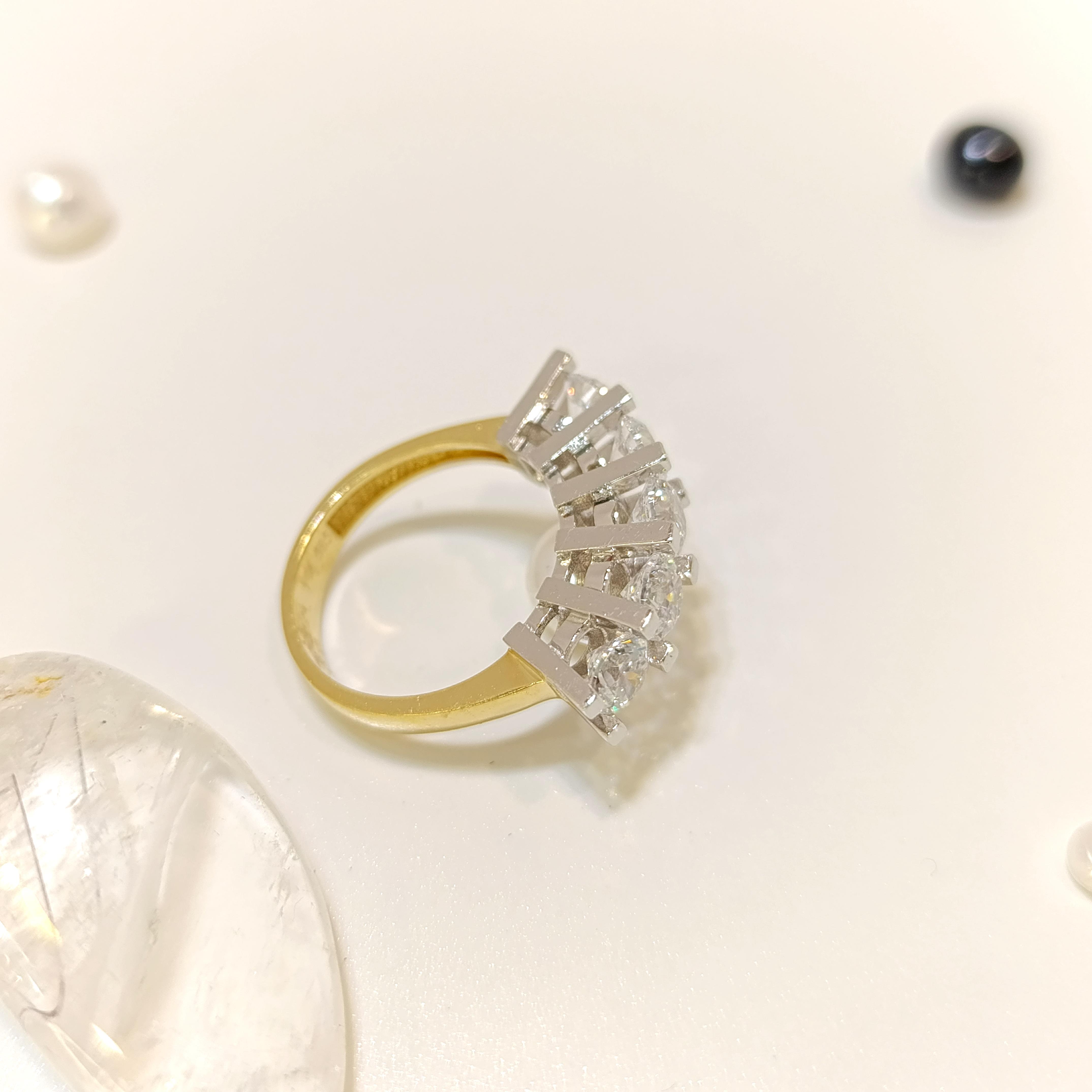 Beş Taş Yüzük 14 Ayar Altın HD VİDEOLU