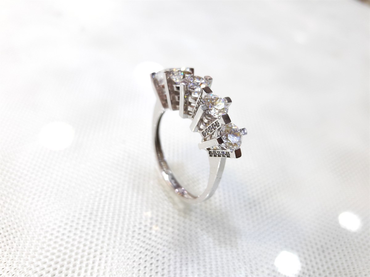 Beştaş Yüzük 14 Ayar Altın