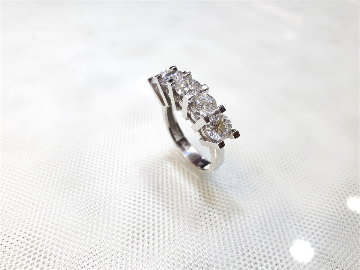 Beştaş Yüzük 14 Ayar Altın