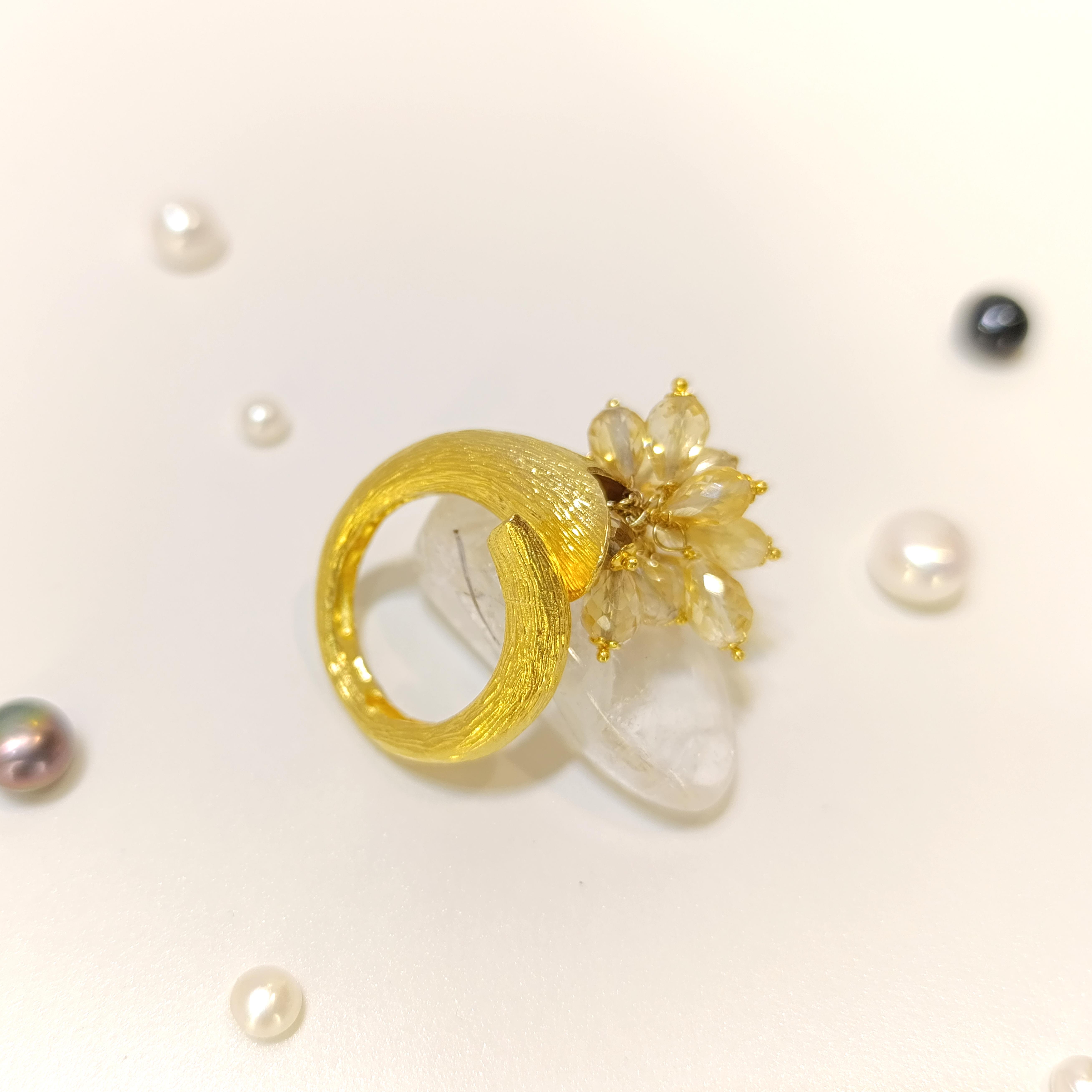 Borazan Çiçeği Püskül Taşlı Yüzük 14 Ayar Altın HD VİDEOLU