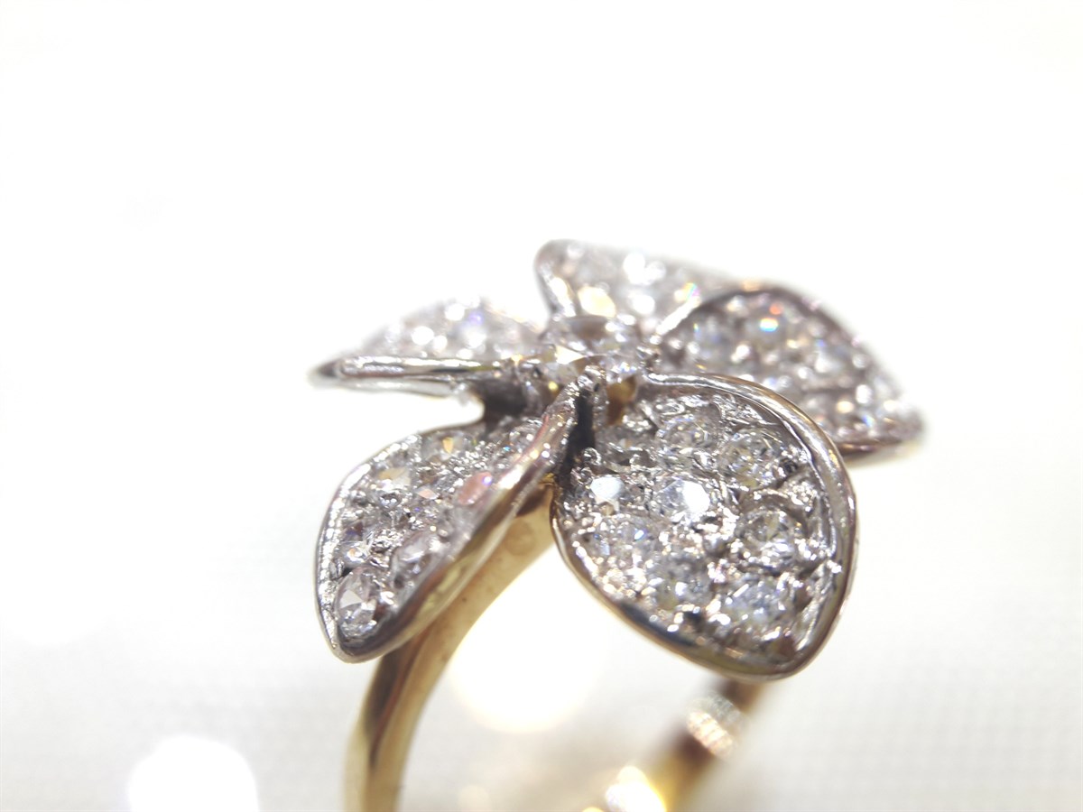 Çiçek Taşlı Yüzük 14 Ayar Altın