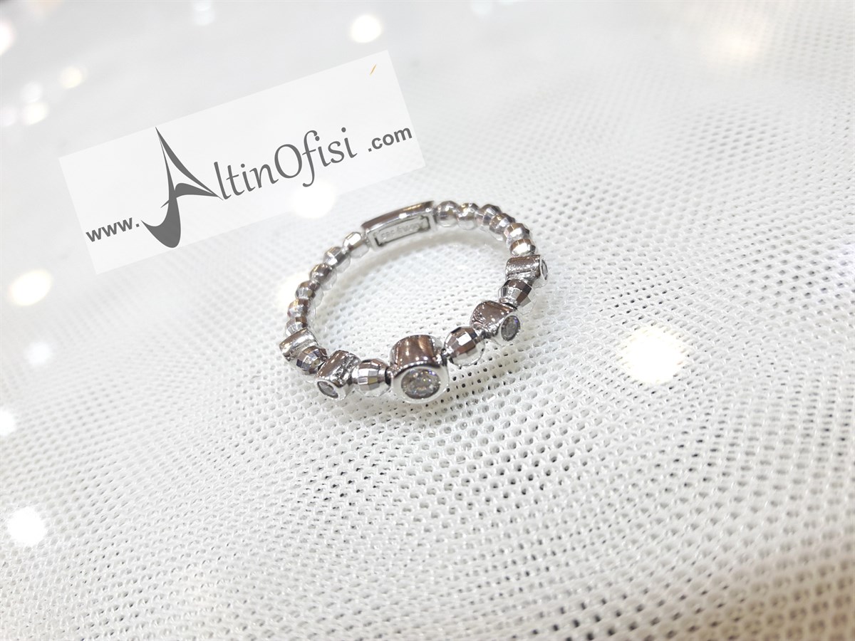 Dorika toplu Tektaşlı Yüzük Beyaz 14 Ayar Altın