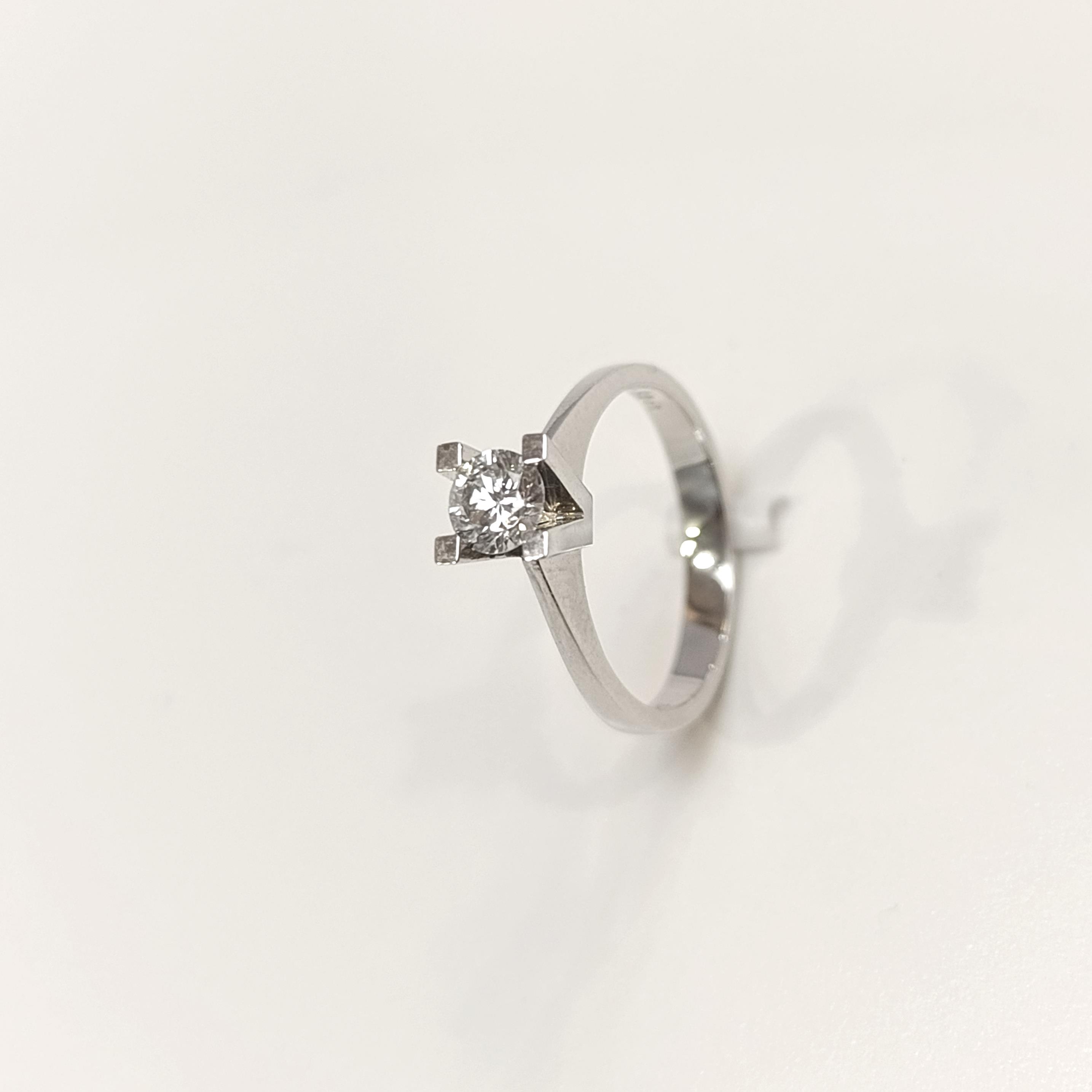 HRD Sertifikalı 0.50ct F Pırlanta Tek Taş Yüzük 14 Ayar Altın HD VİDEOLU