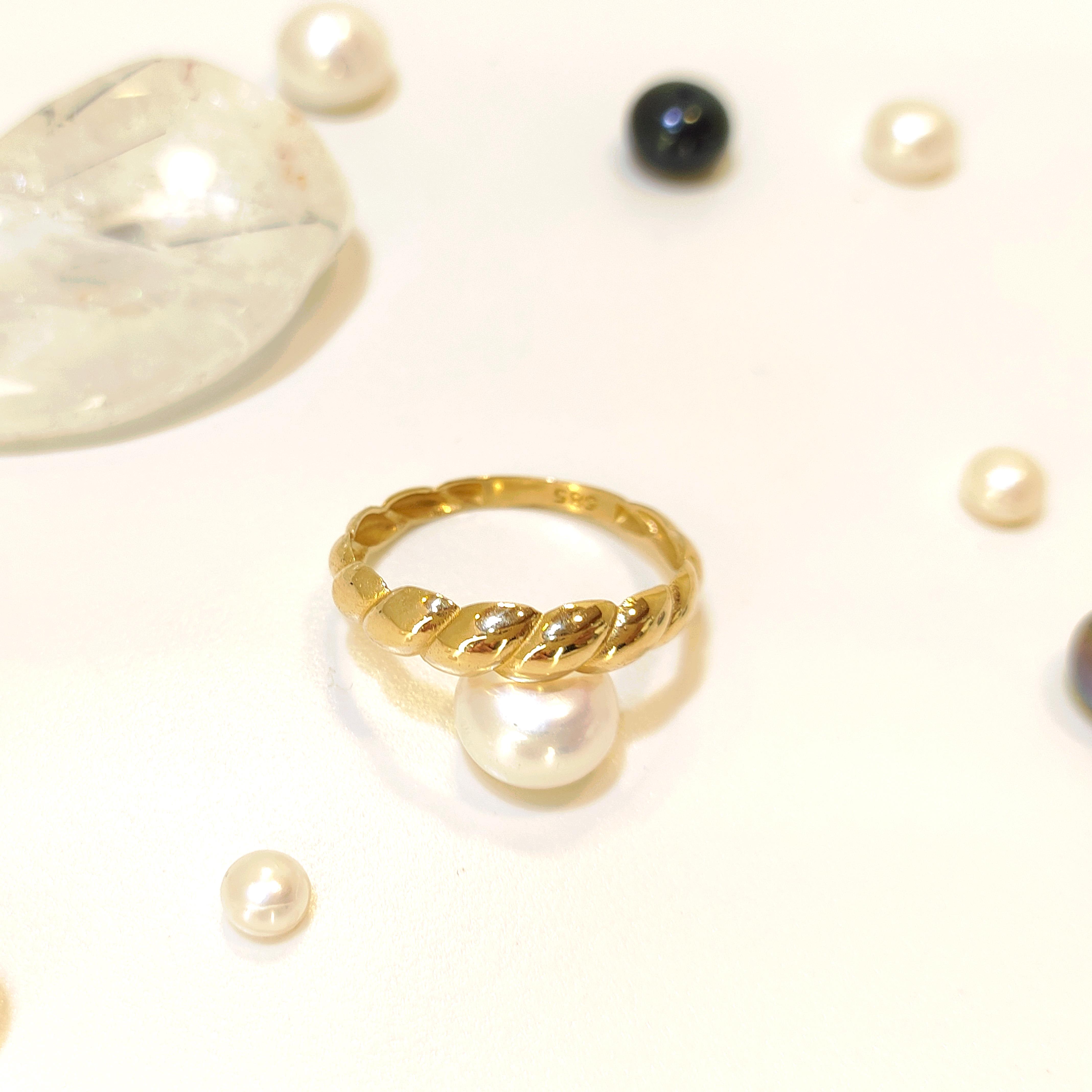 İstiridye Taşsız Yüzük 14 Ayar Altın HD VİDEOLU