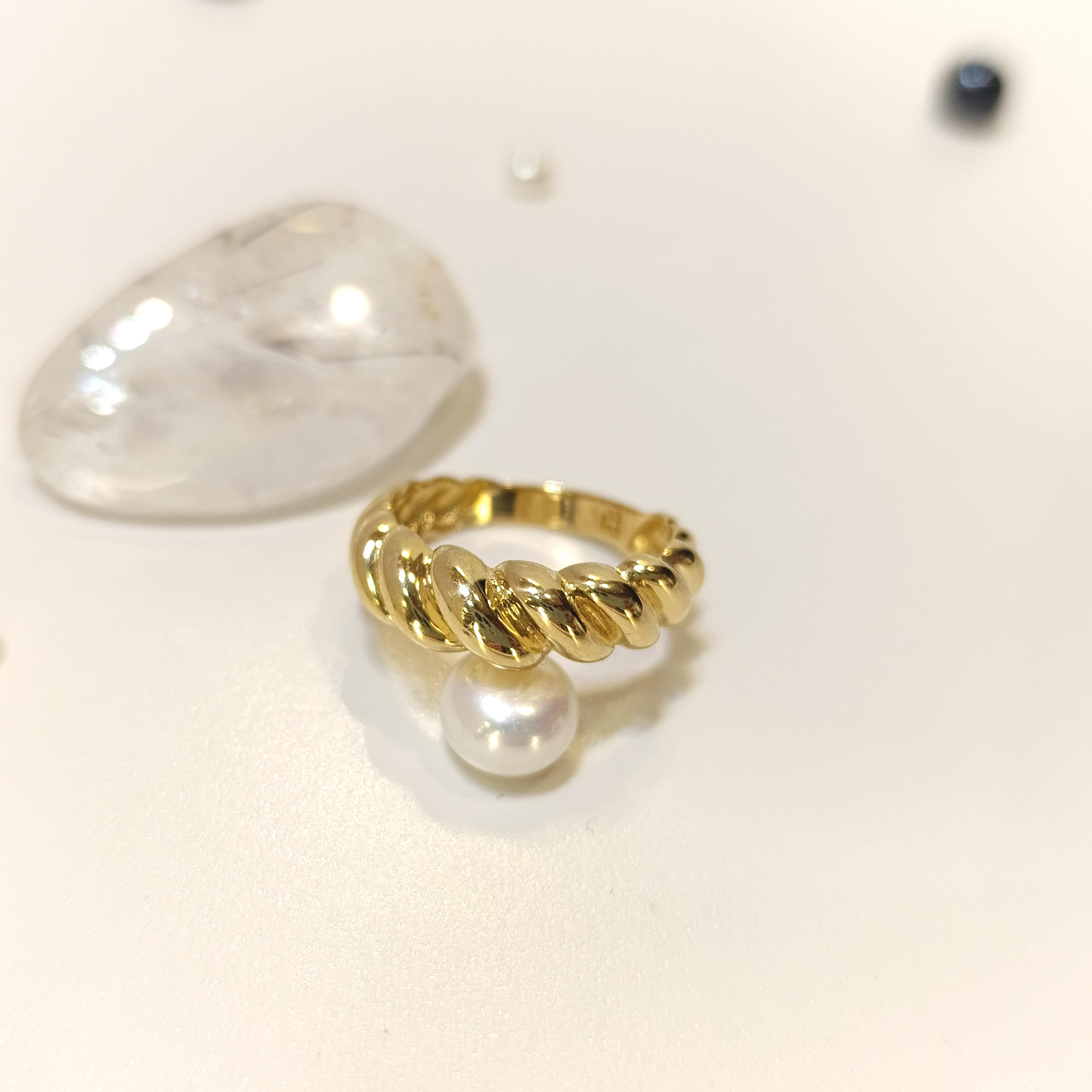 İstiridye Taşsız Yüzük 14 Ayar Altın HD VİDEOLU