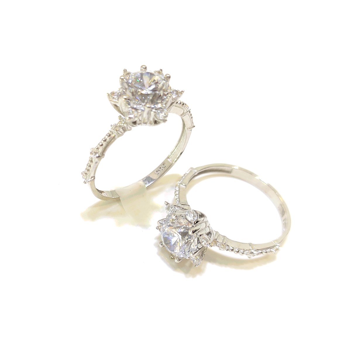 Kar Çİçeği Tek Taş Yüzük 14 Ayar Altın