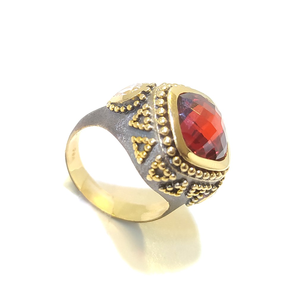 Kırmızı Taşlı Otantik Yüzük 14 Ayar Altın