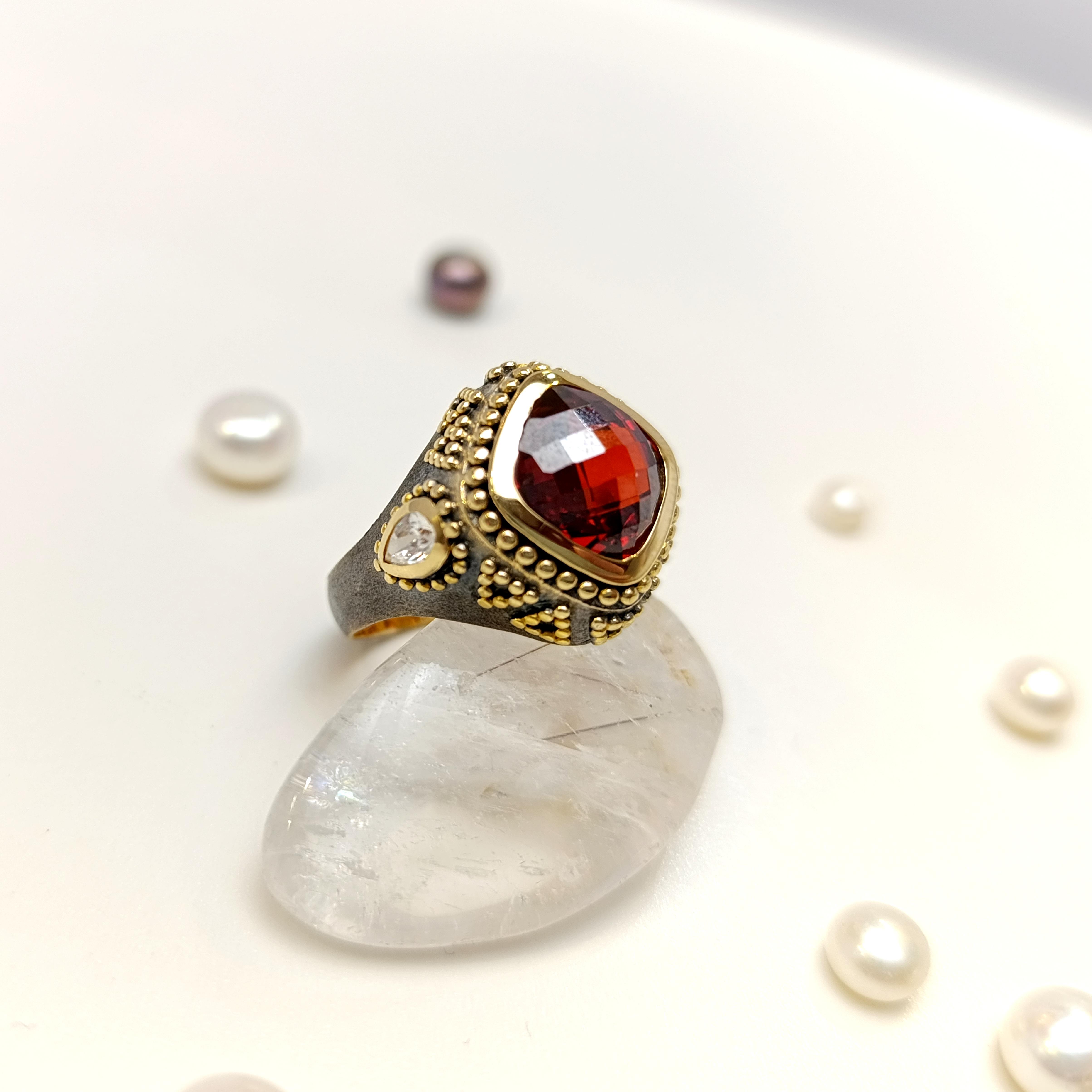 Kırmızı Taşlı Yüzük 14 Ayar Altın HD VİDEOLU