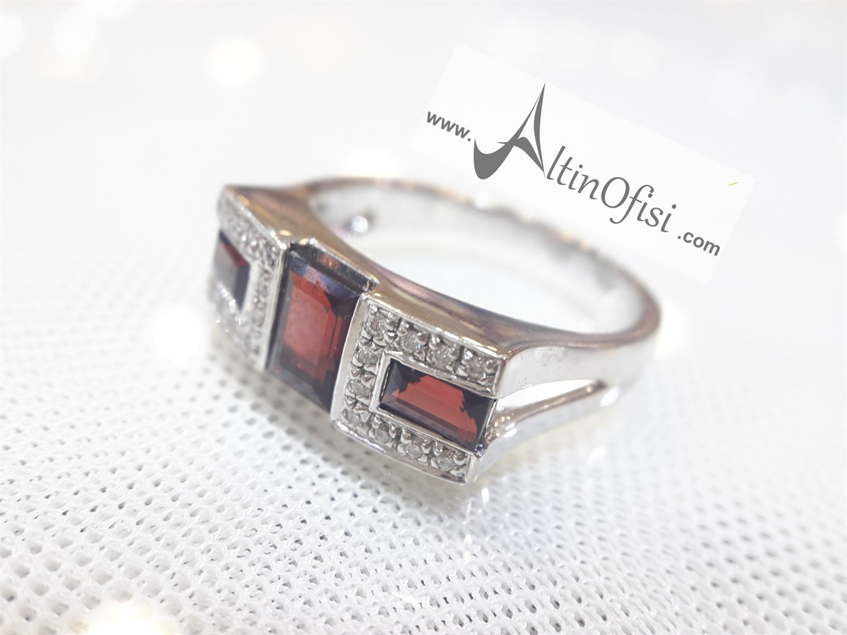 Kırmızı Taşlı Yüzük Sarı 14 Ayar Altın