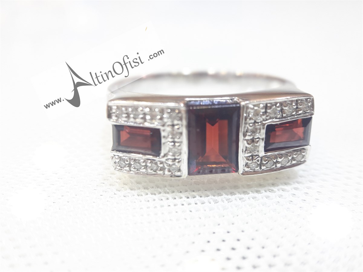 Kırmızı Taşlı Yüzük Sarı 14 Ayar Altın