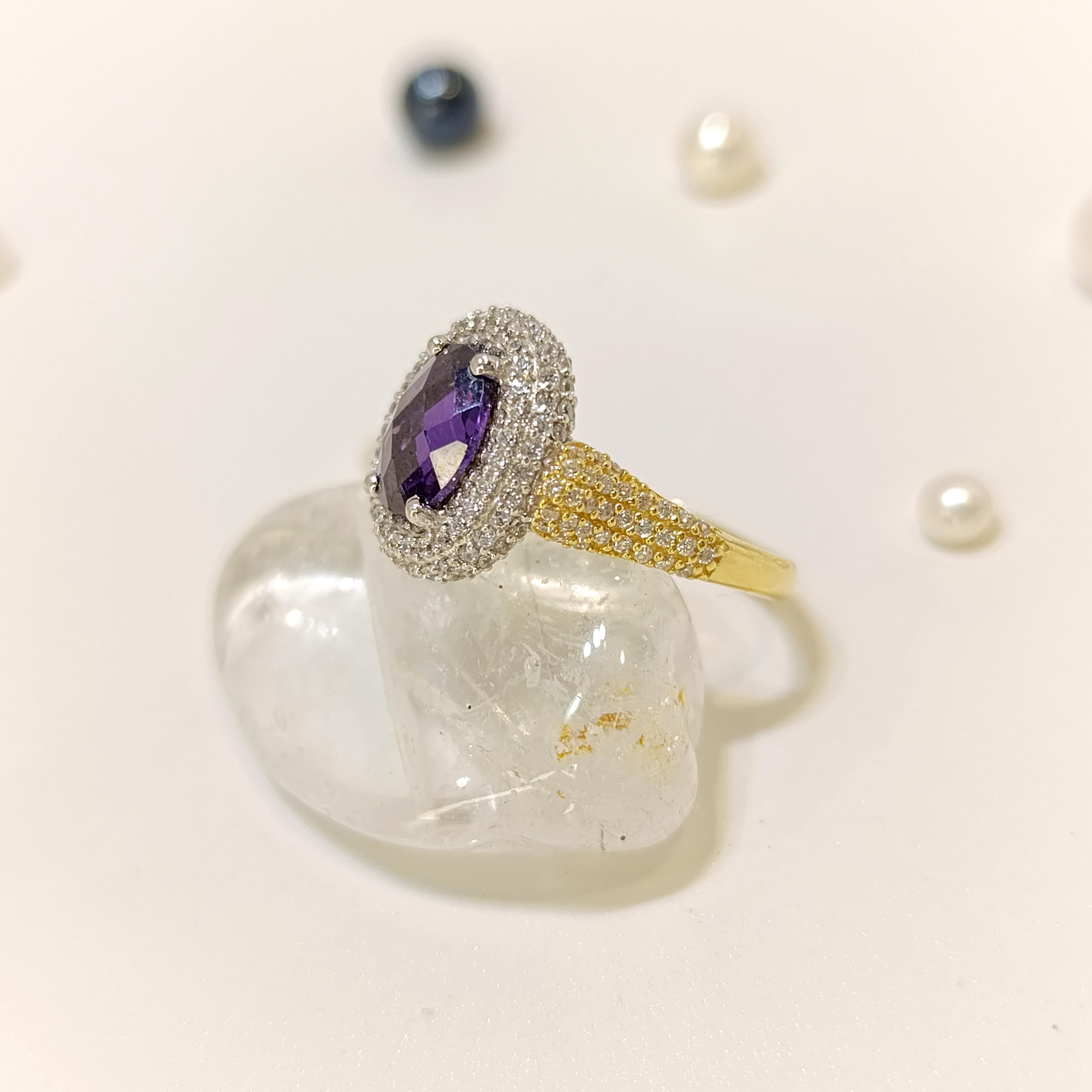 Mor Taşlı Yüzük 14 Ayar Altın HD VİDEOLU