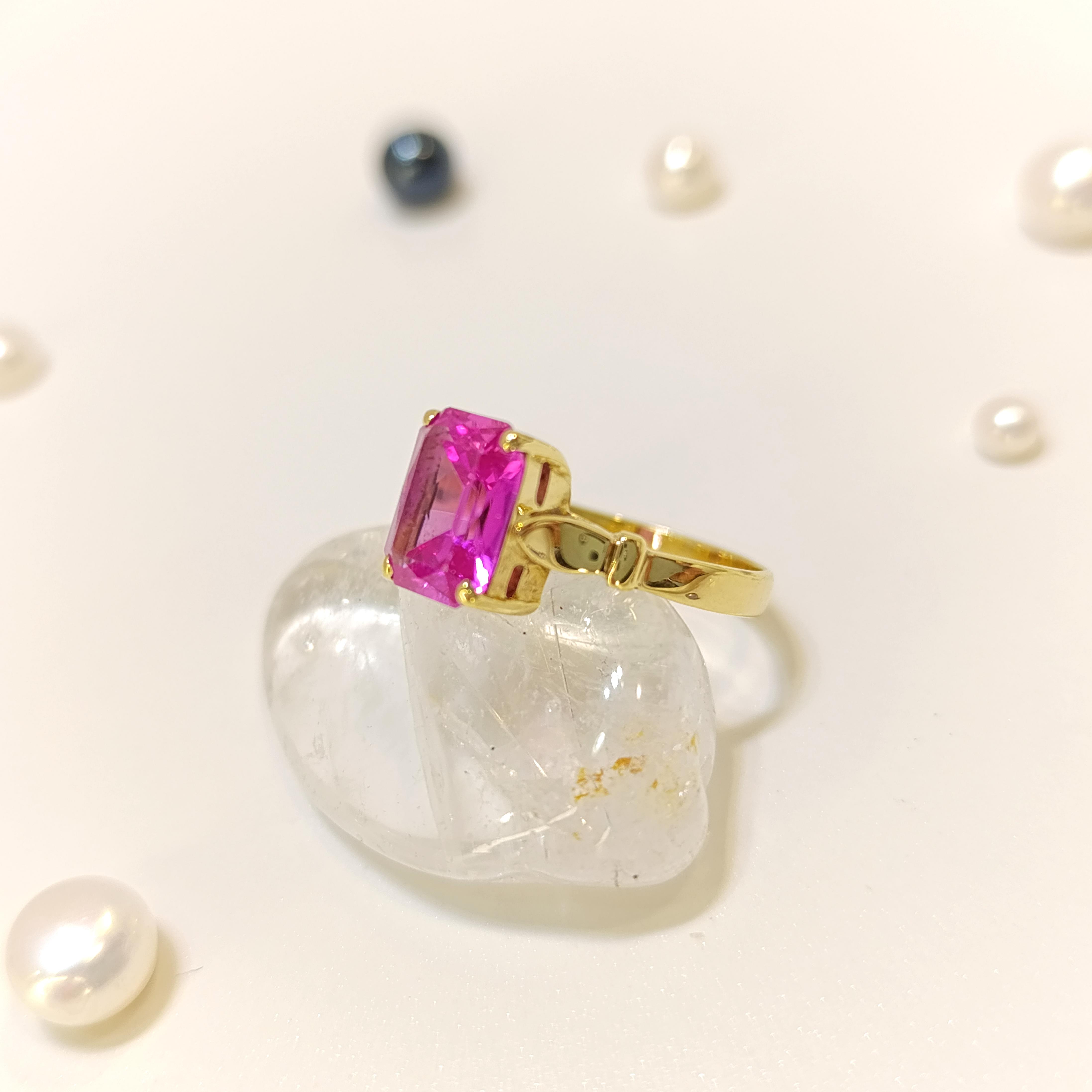 Pembe Taşlı Yüzük 14 Ayar Altın HD VİDEOLU