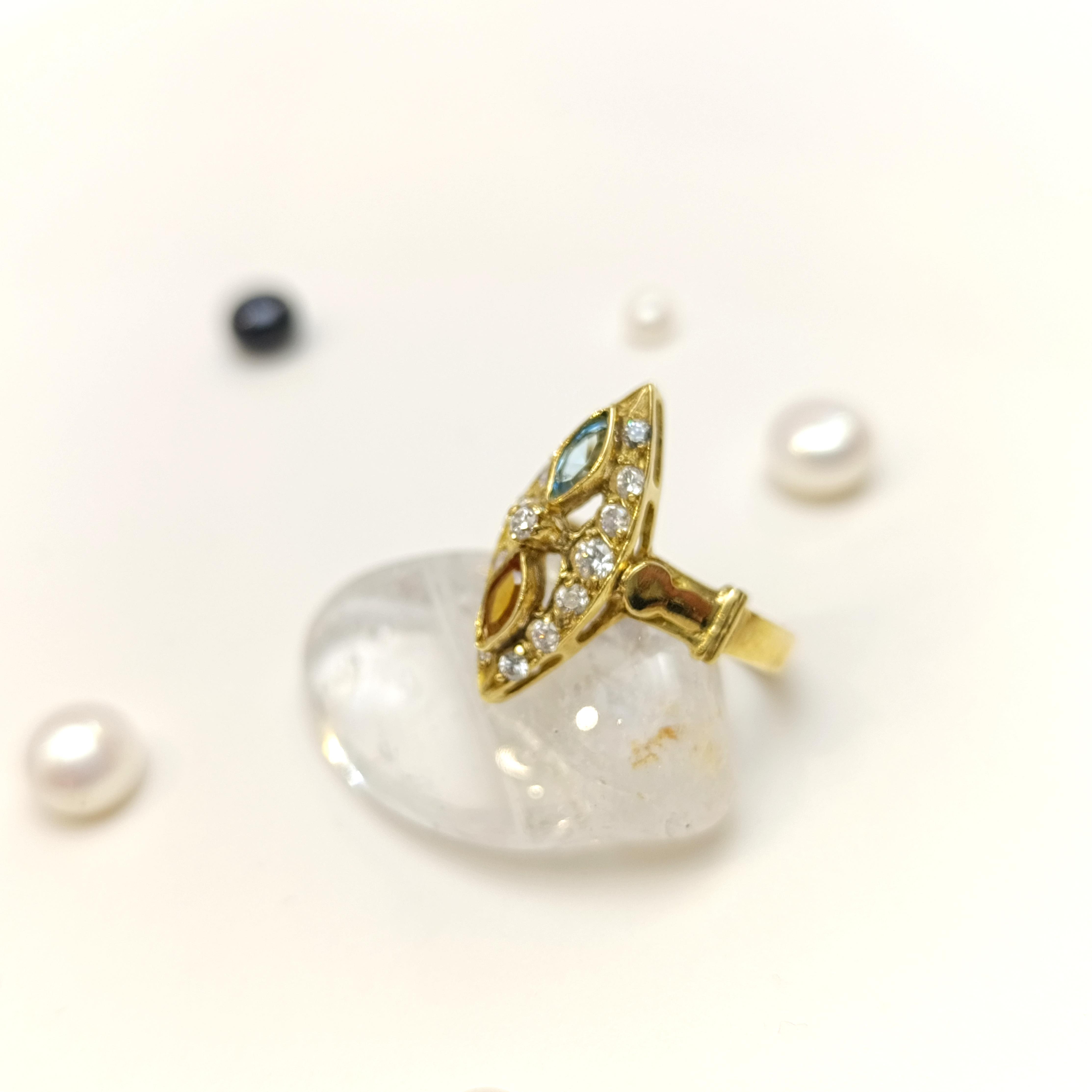 Renkli Taşlı Yüzük 14 Ayar Altın HD VİDEOLU