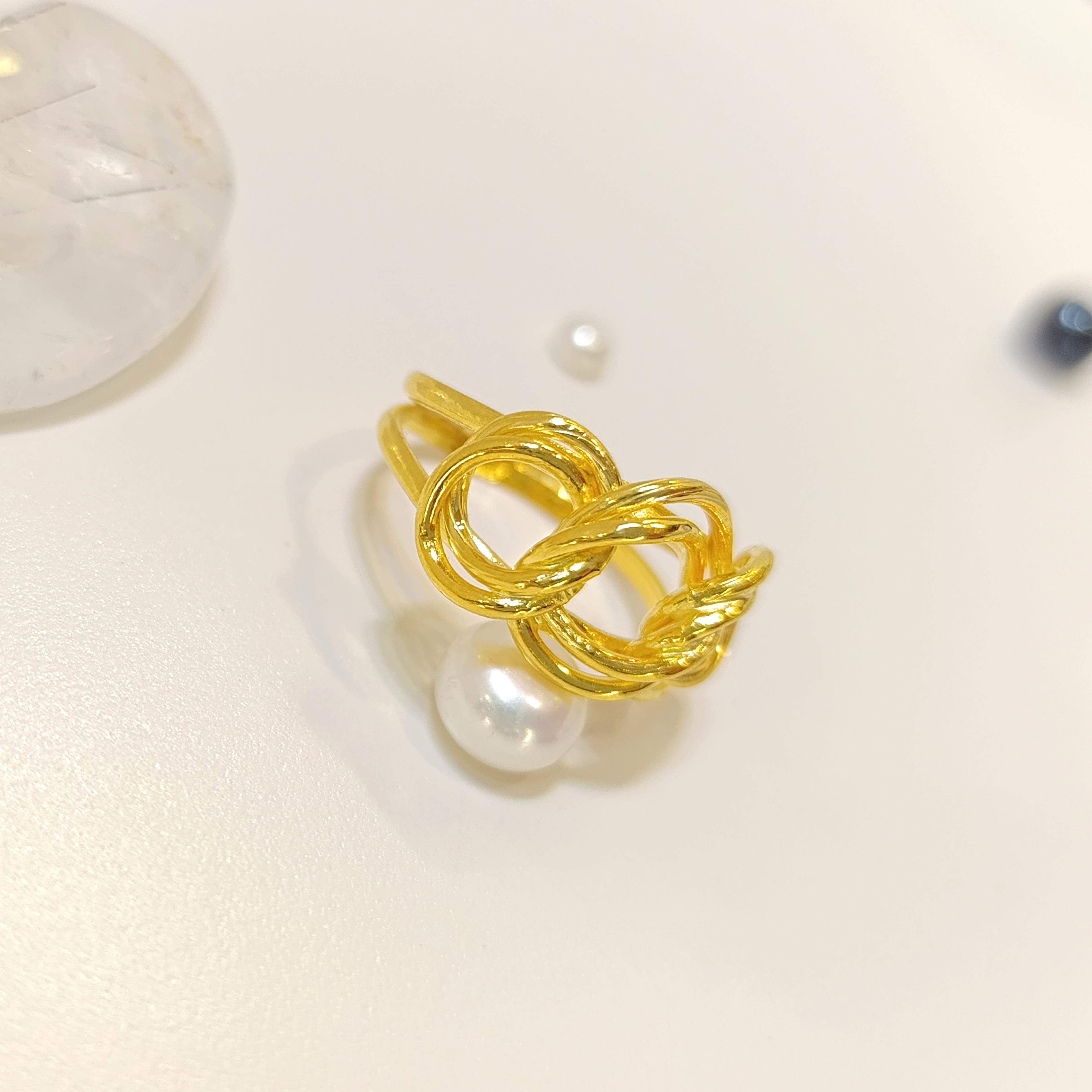 Saman Yolu Taşsız Yüzük 14 Ayar Altın HD VİDEOLU