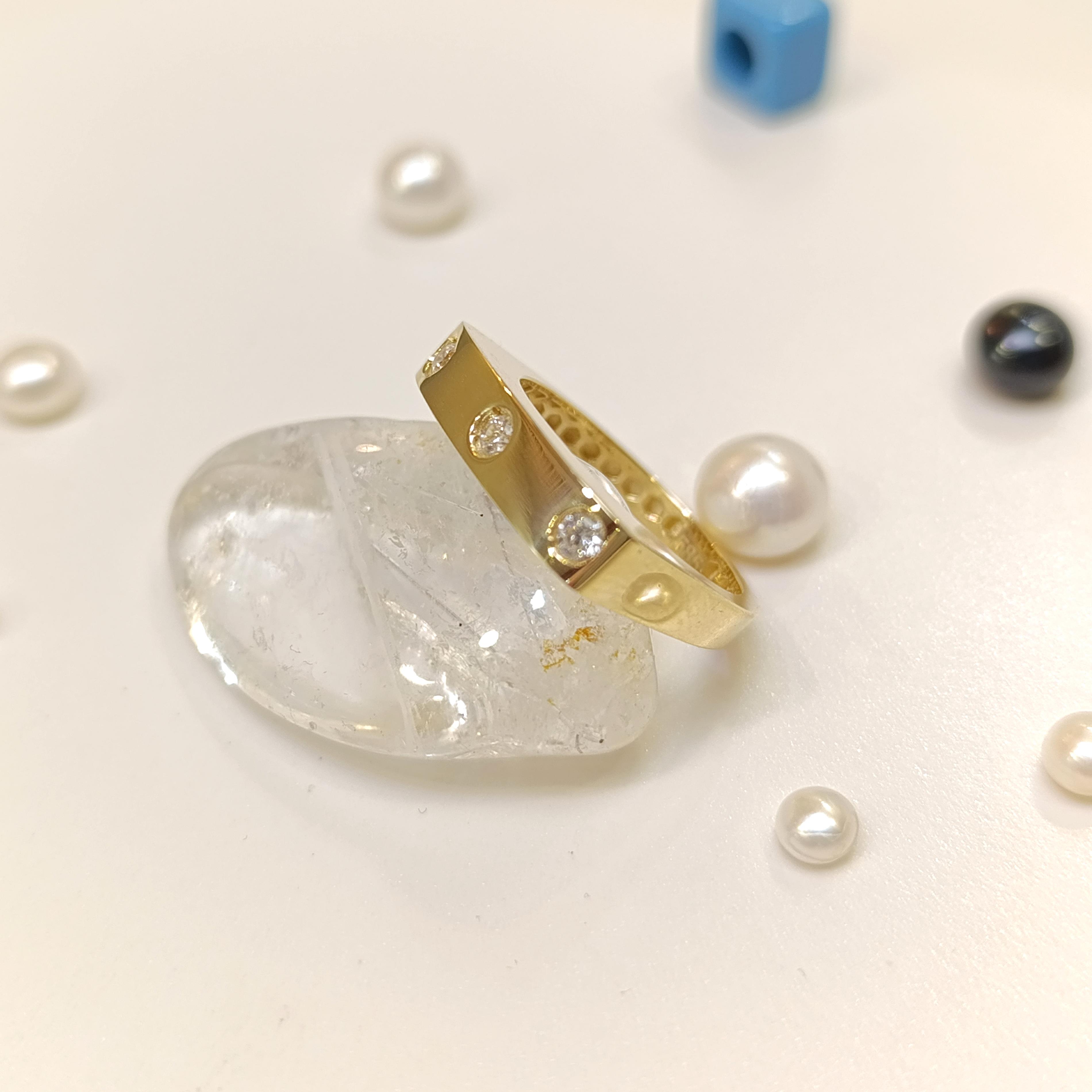 Taşlı Yüzük 14 Ayar Altın HD VİDEOLU