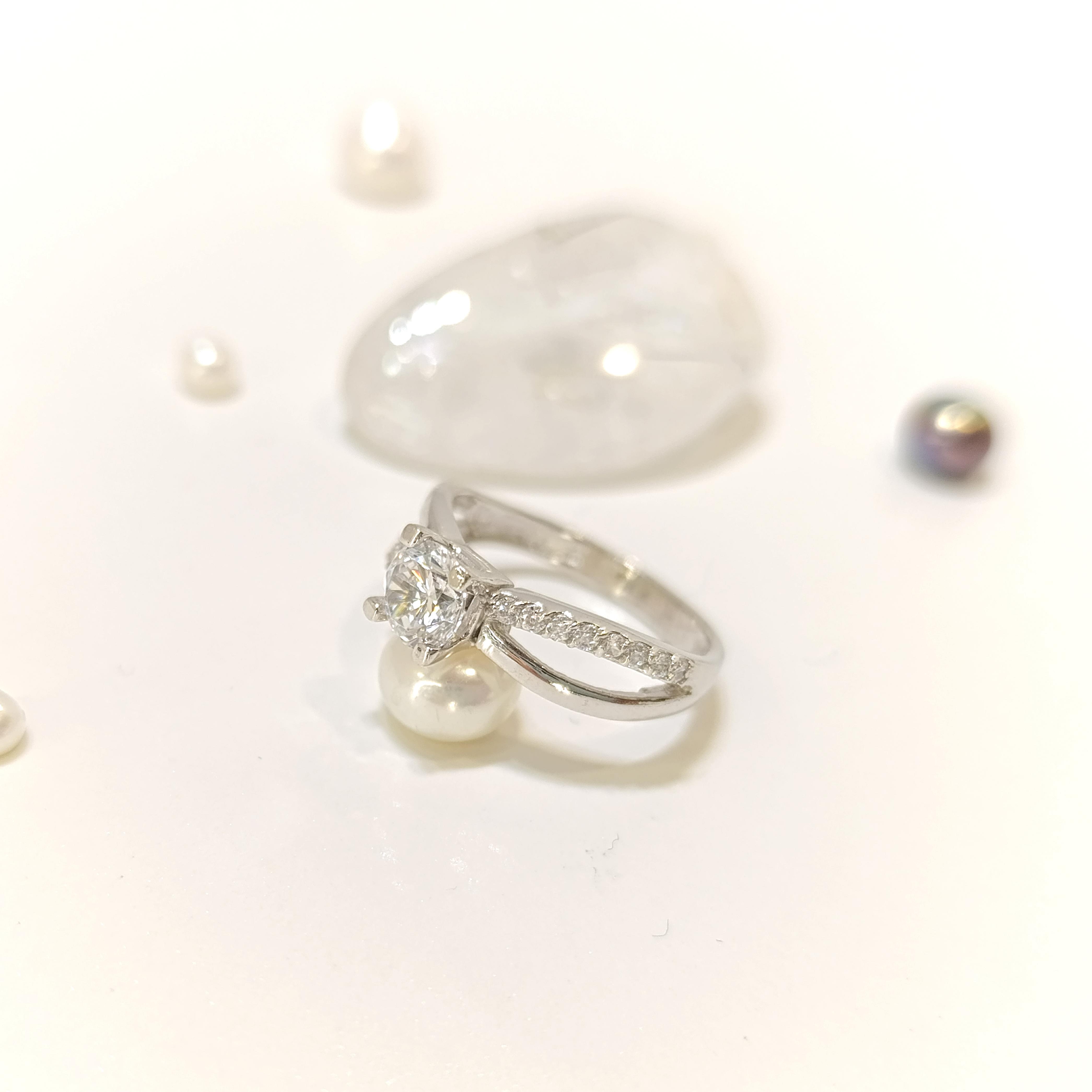 Tek Taş Yüzük 14 Ayar Altın HD VİDEOLU