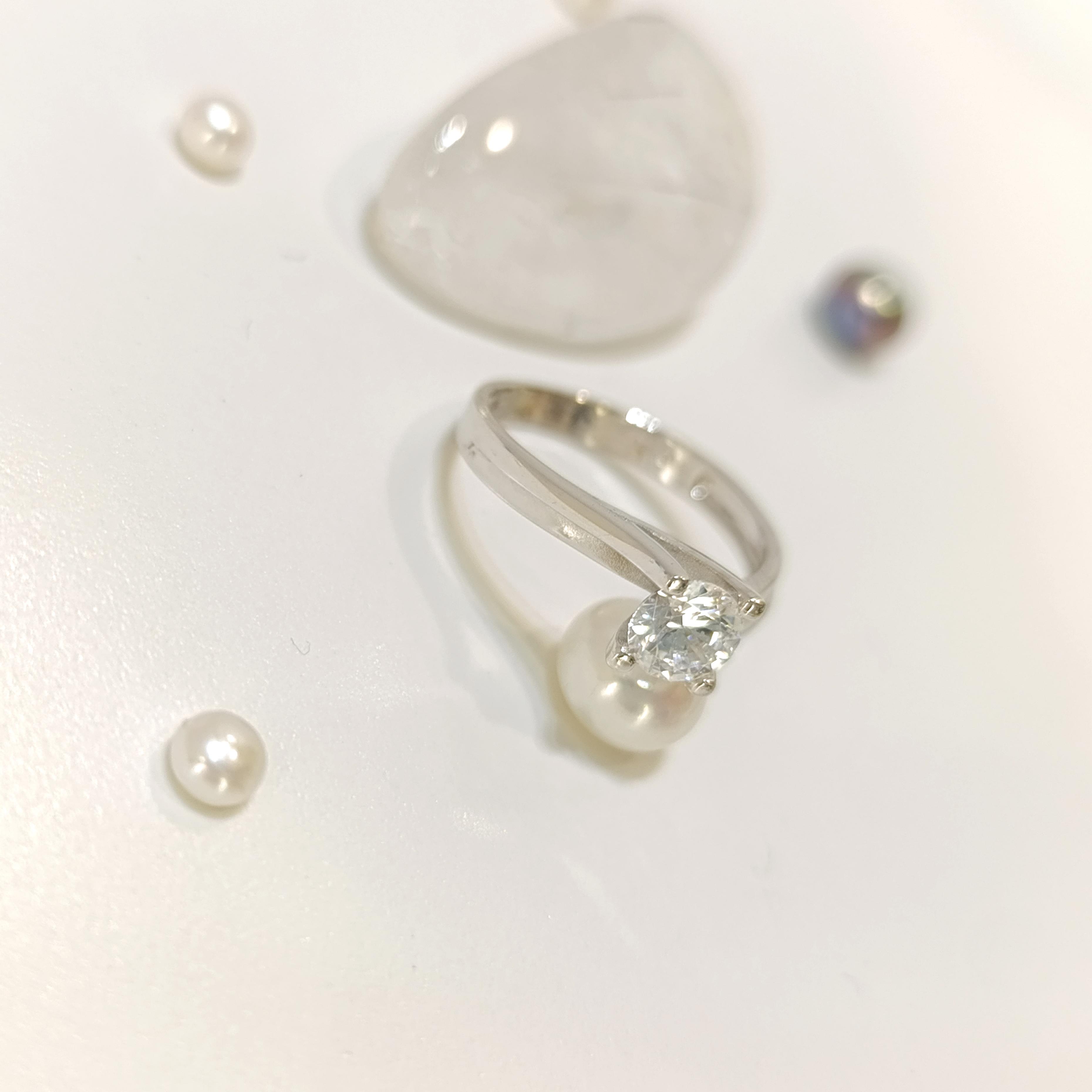 Tek Taş Yüzük 14 Ayar Altın HD VİDEOLU