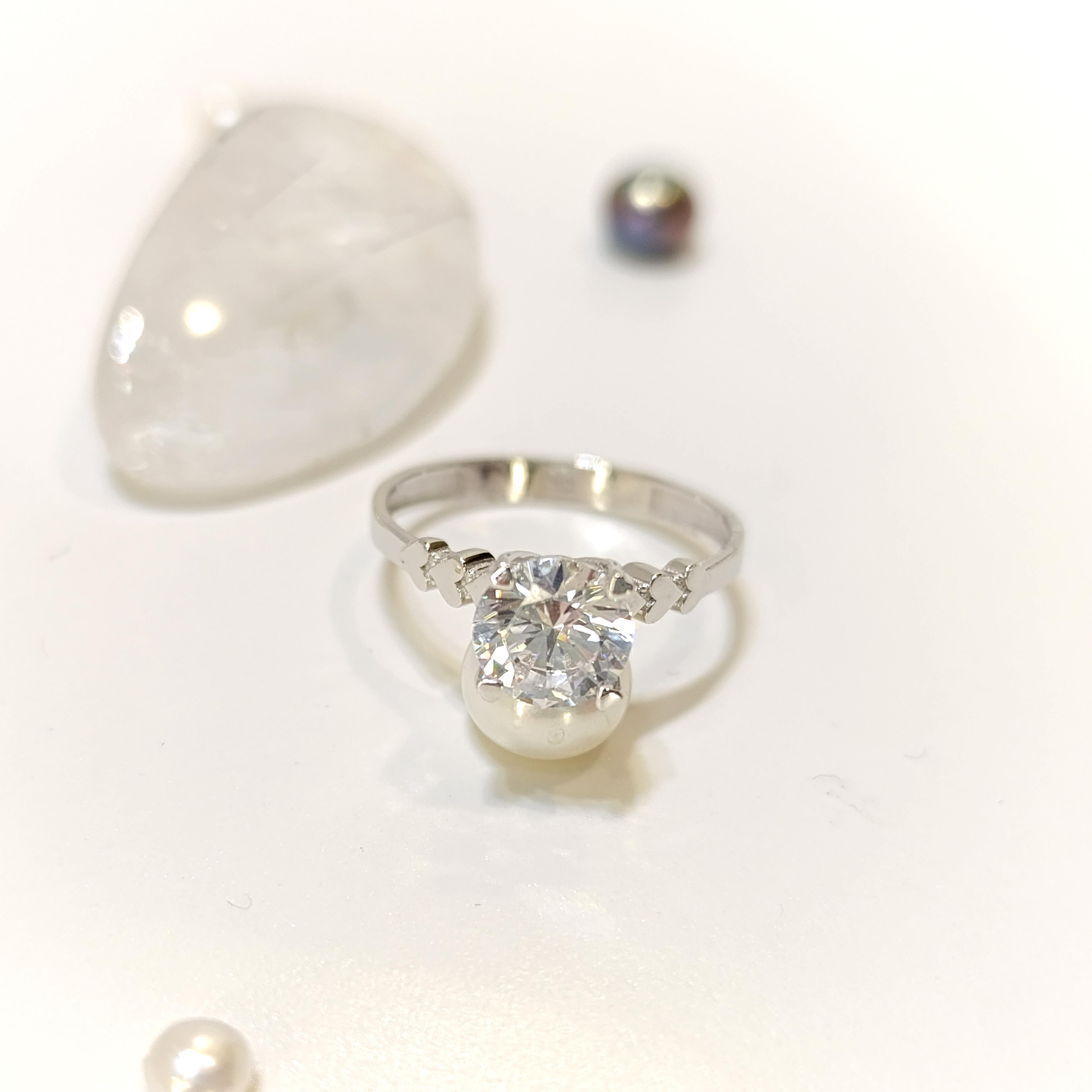 Tek Taş Yüzük 14 Ayar Altın HD VİDEOLU