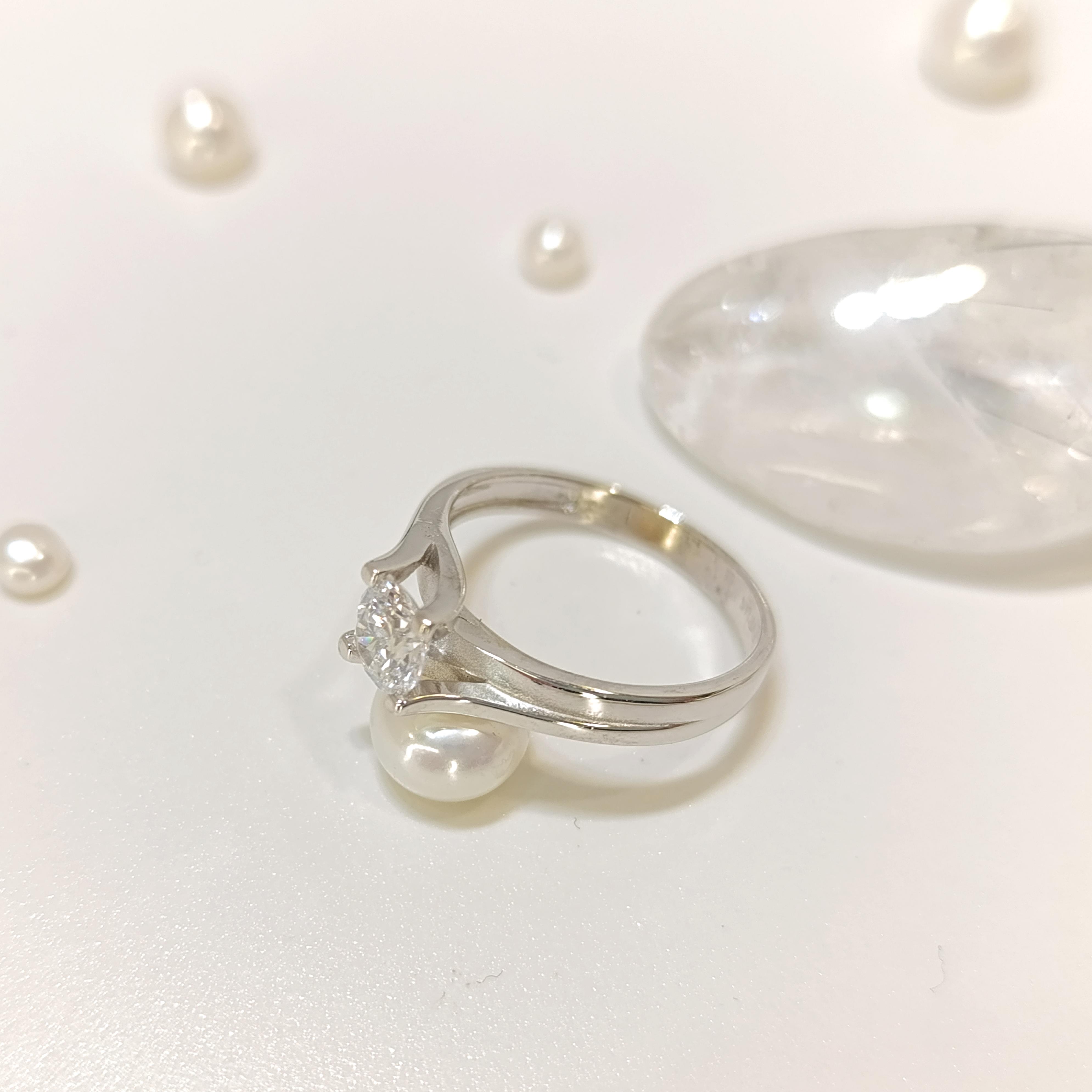 Tek Taş Yüzük 14 Ayar Altın HD VİDEOLU