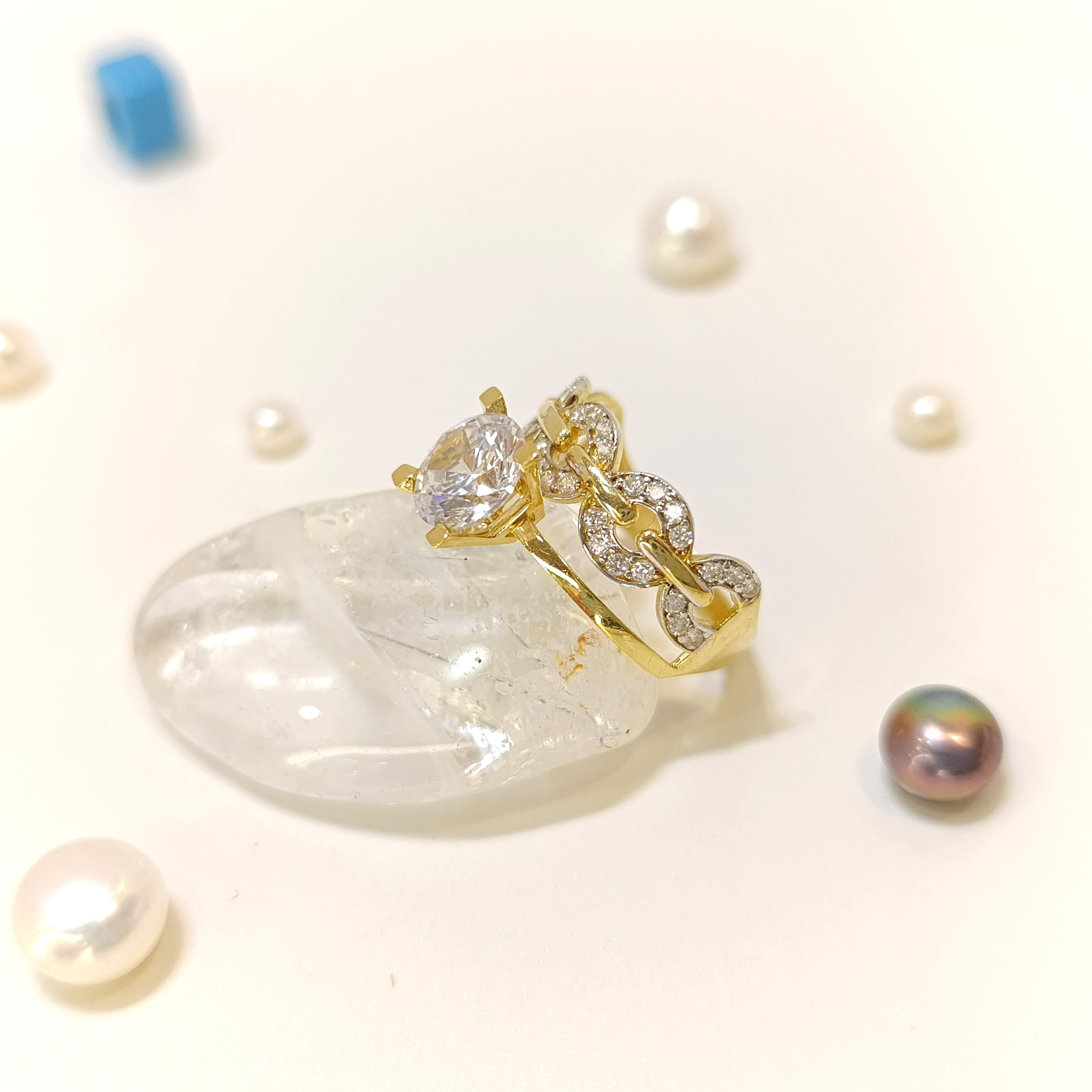 Tektaş Alyans Bitişik Taşlı Yüzük 14 Ayar Altın HD VİDEOLU