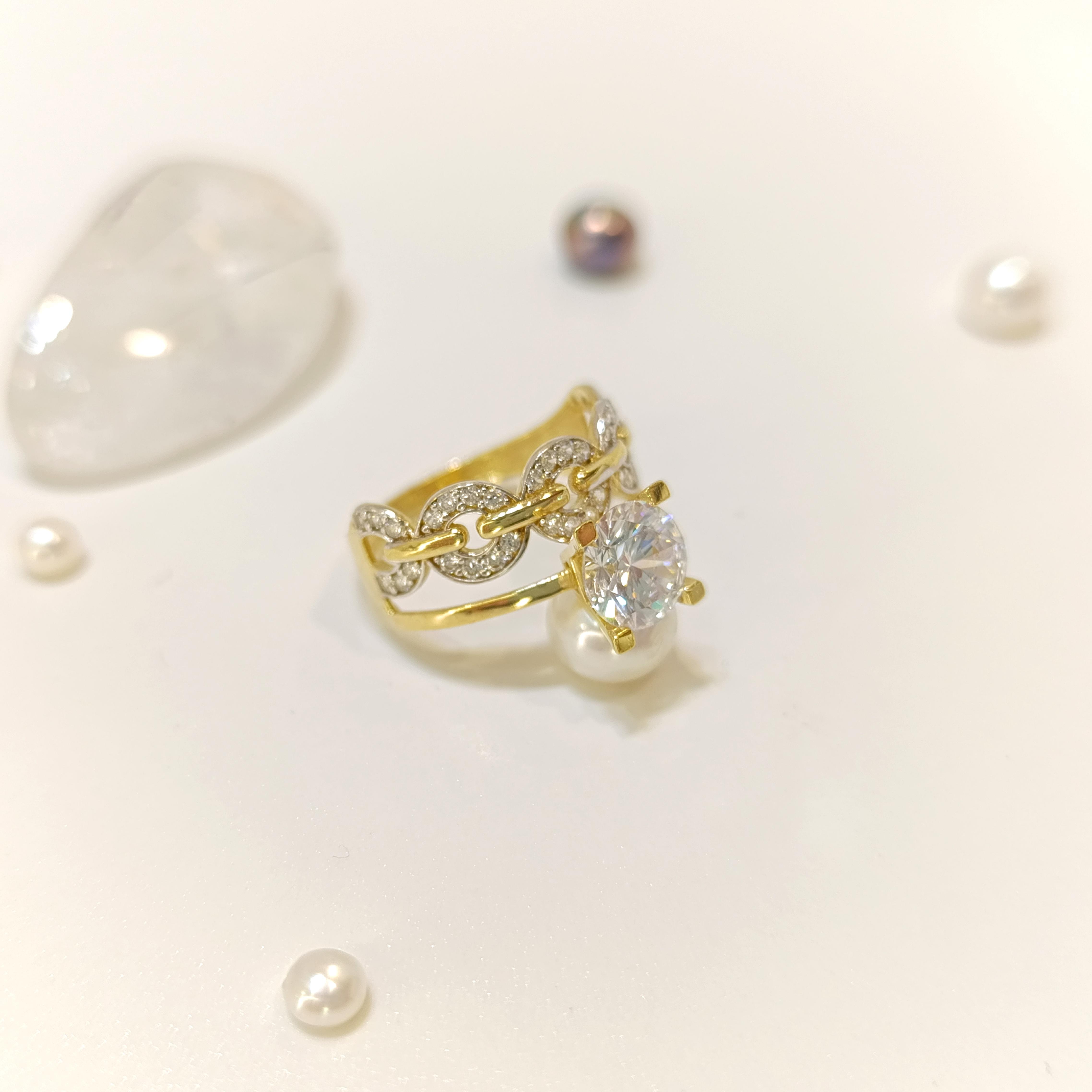 Tektaş Alyans Bitişik Taşlı Yüzük 14 Ayar Altın HD VİDEOLU