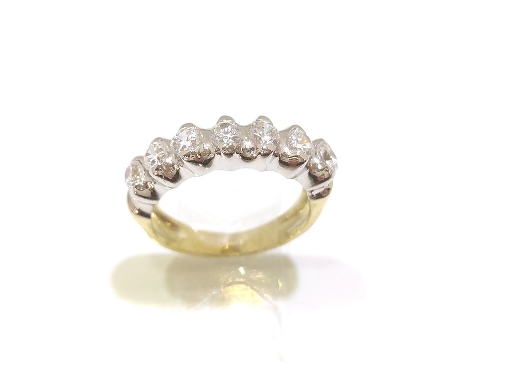 Yedi Taşlı Yüzük 14 Ayar Altın