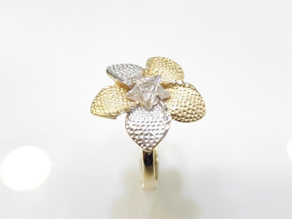 Yıldız Taşlı Çiçek Yüzük 14 Ayar Altın