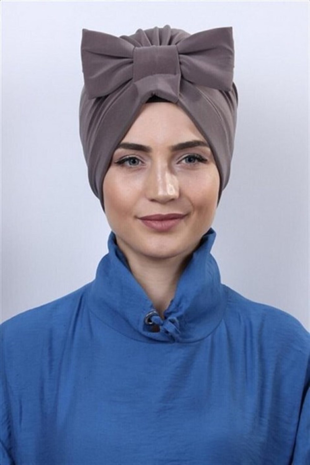 Fiyonklu Dış Tesettür Bone